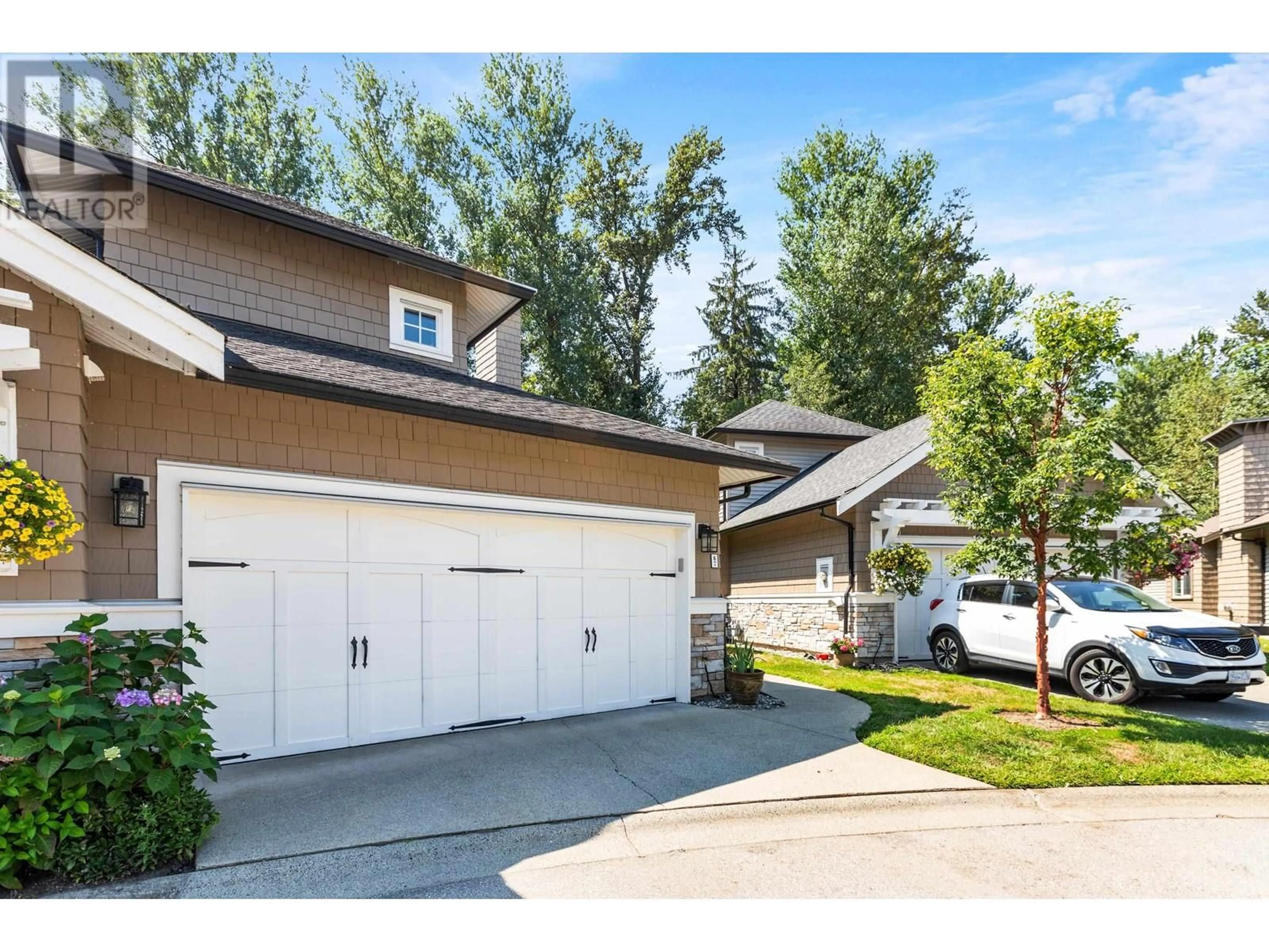 Indoor garage for 67 19452 FRASER WAY, Pitt Meadows British Columbia V3Y0A3