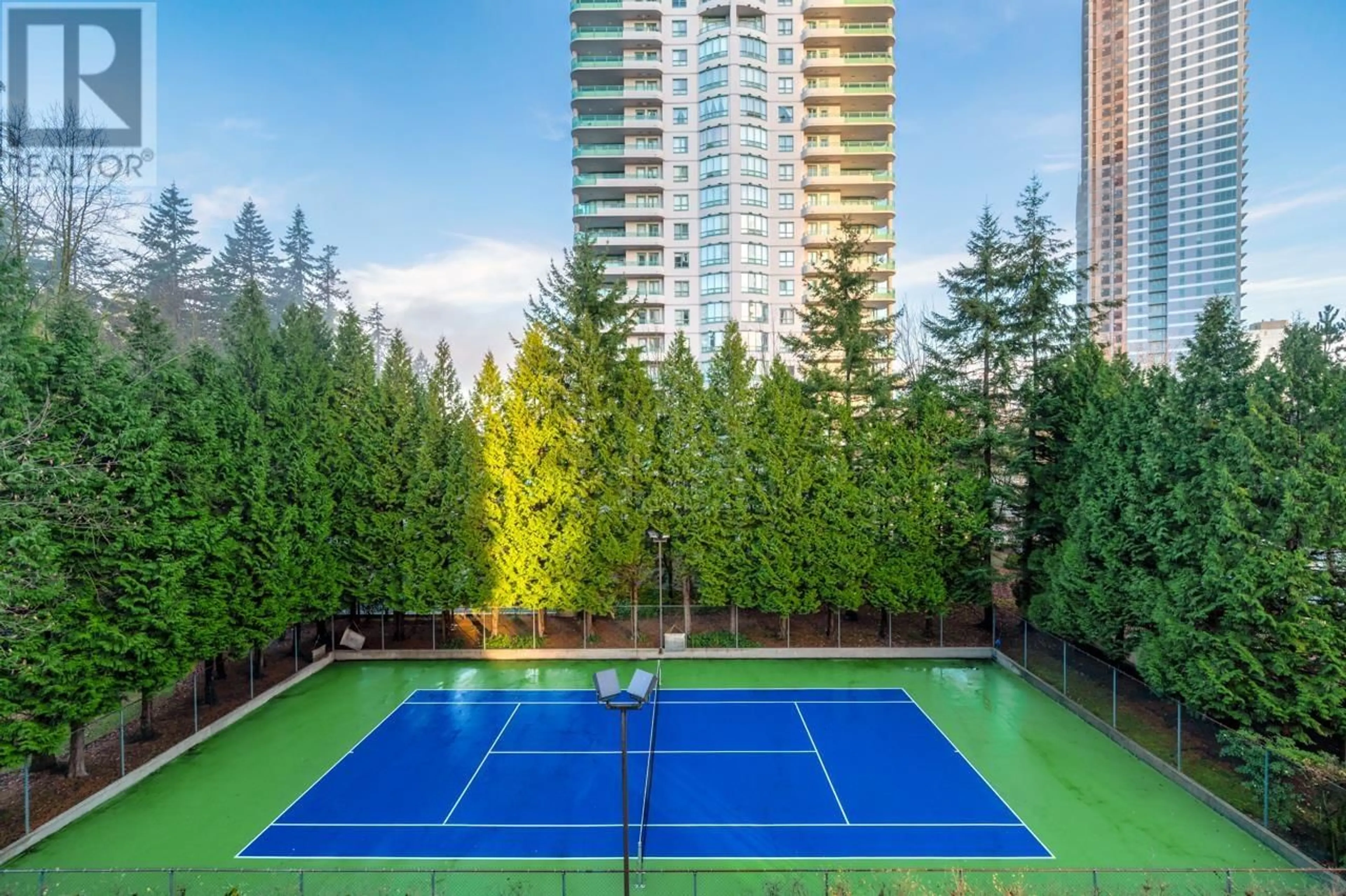 Pool for 505 6188 PATTERSON AVENUE, Burnaby British Columbia V5H2N1