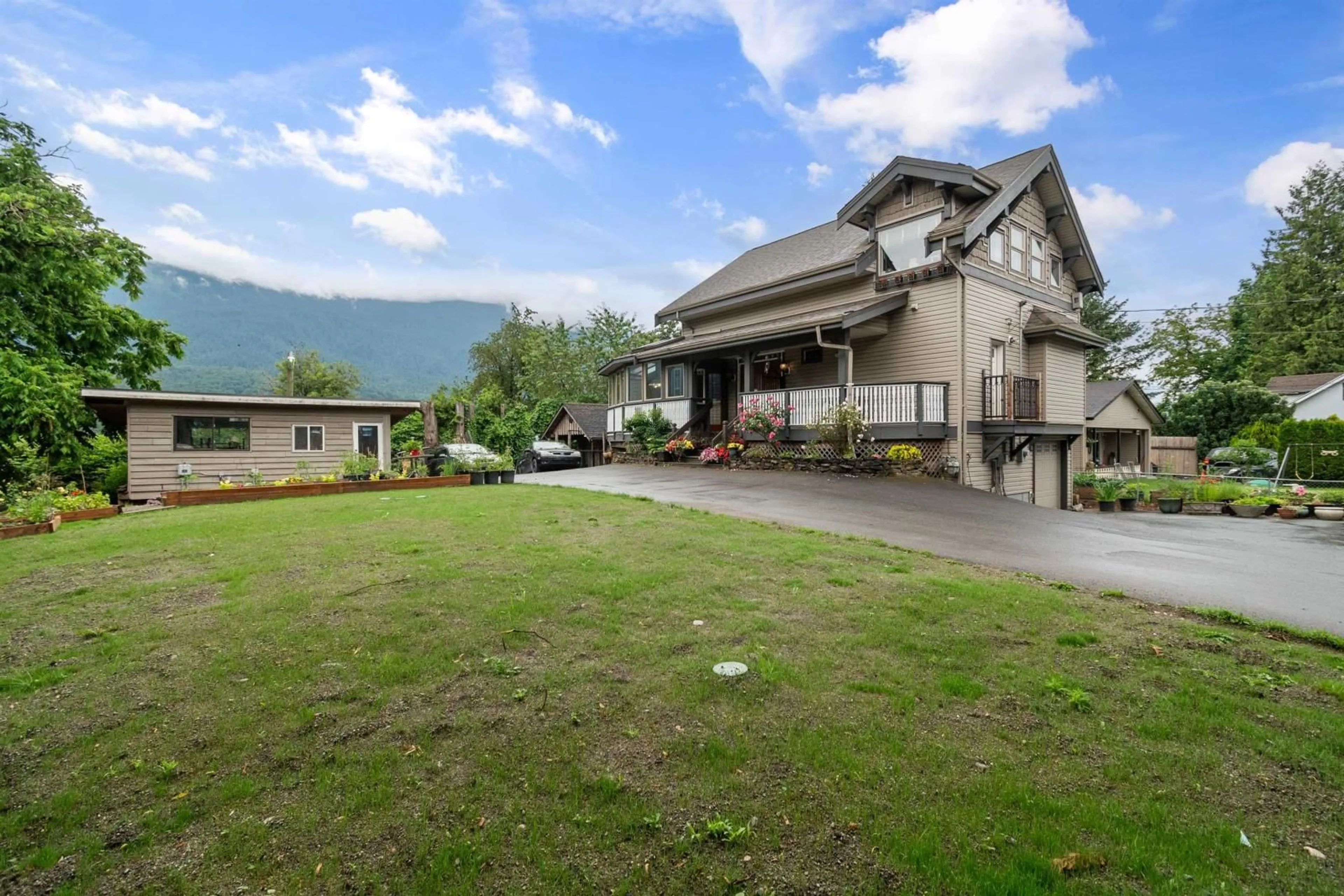 Patio, mountain view for 51478 YALE ROAD, Rosedale British Columbia V0X1X1