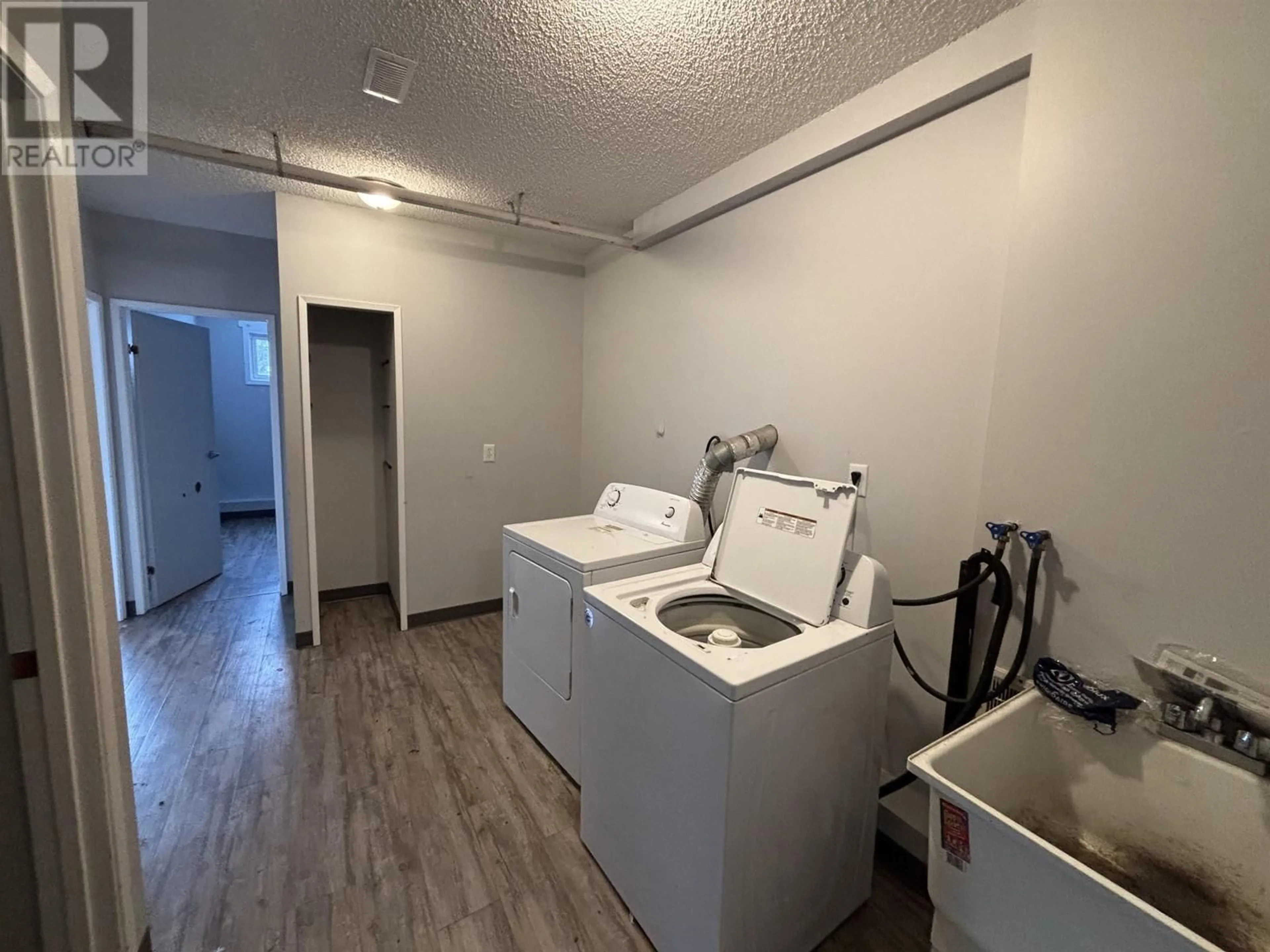 Laundry room for 2339 NORWOOD STREET, Prince George British Columbia V2L5L8