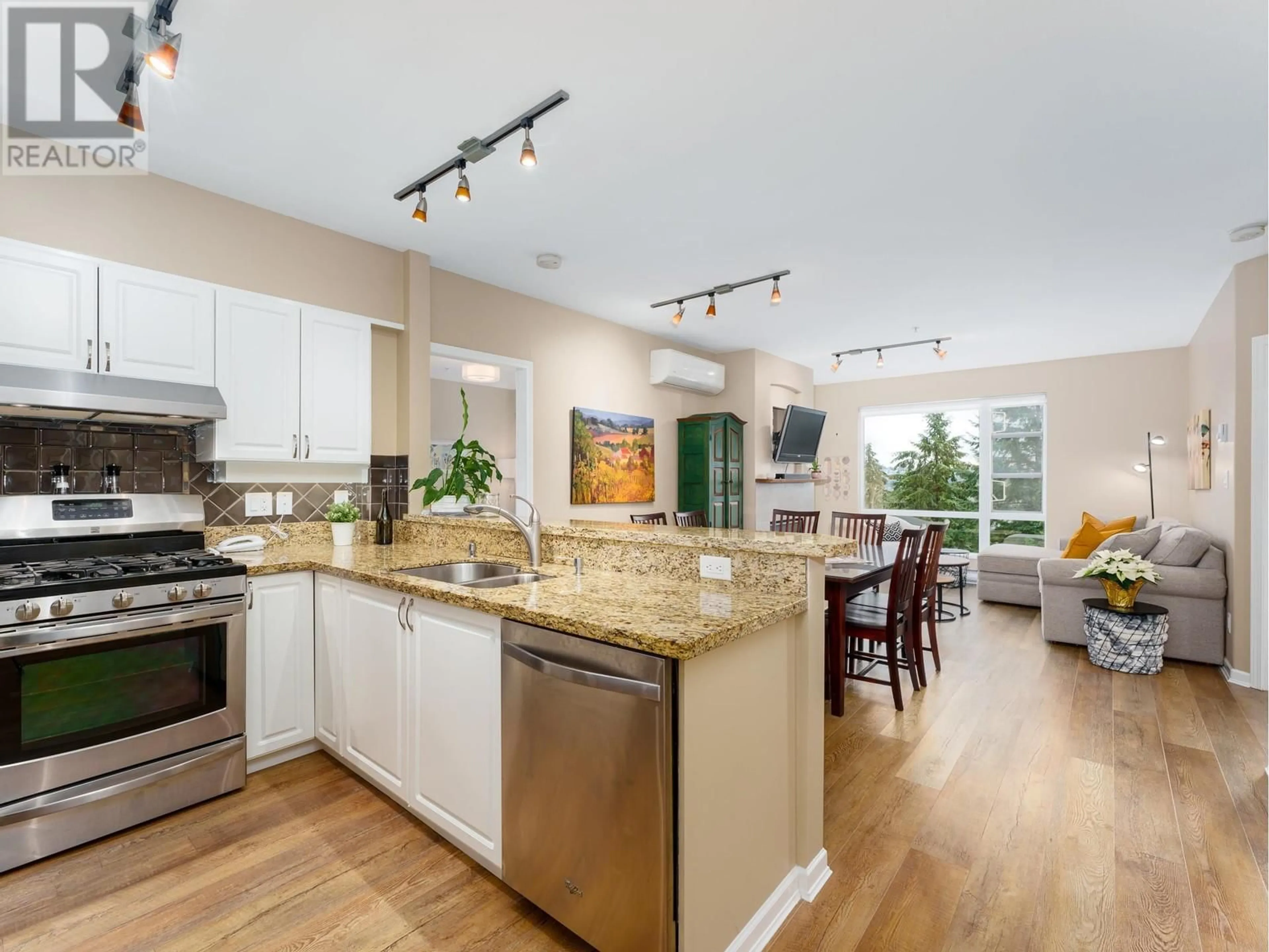 Open concept kitchen, unknown for 319 3629 DEERCREST DRIVE, North Vancouver British Columbia V7G2S9