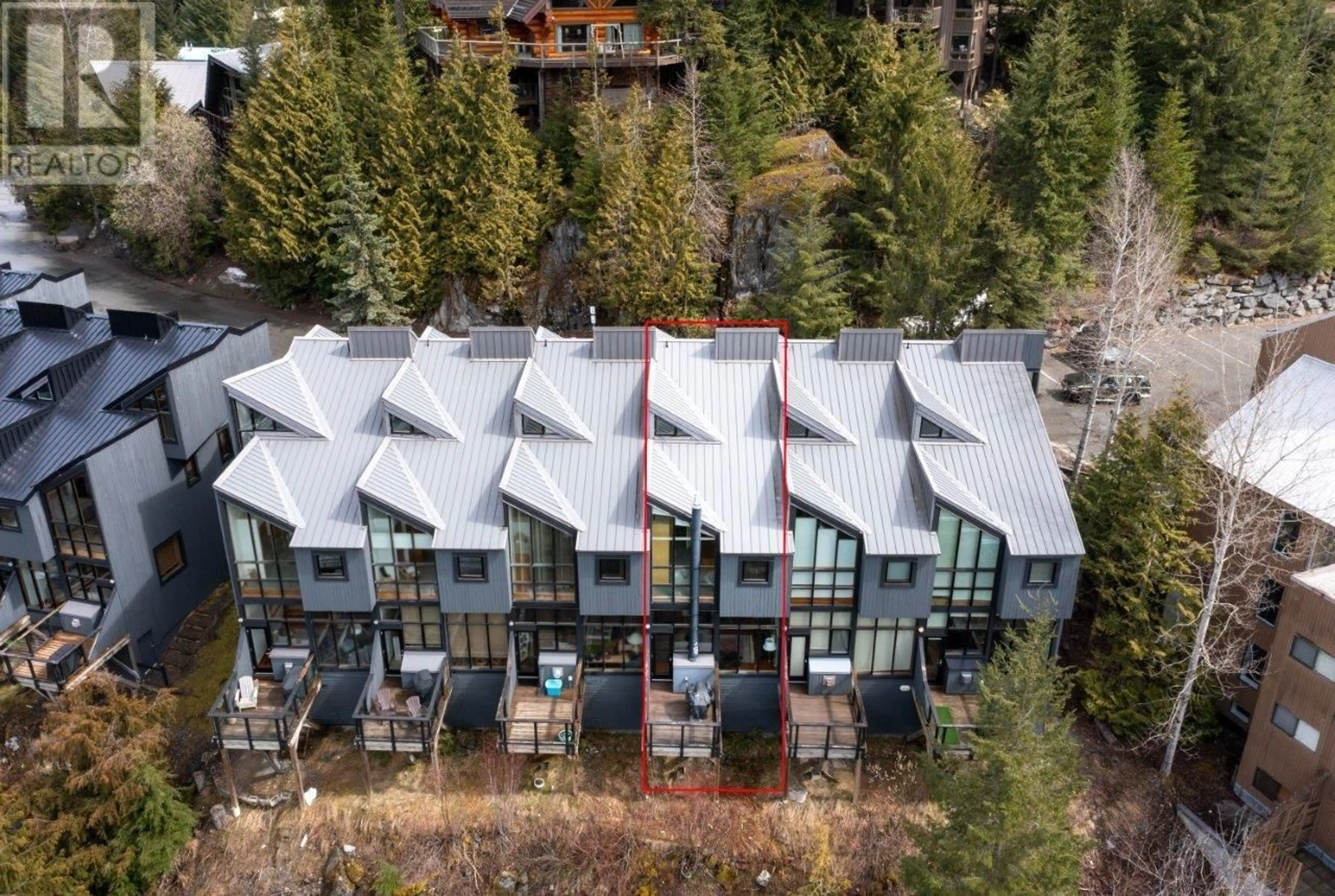 A pic from outside/outdoor area/front of a property/back of a property/a pic from drone, unknown for 13 2221 GONDOLA WAY, Whistler British Columbia V8E0M8