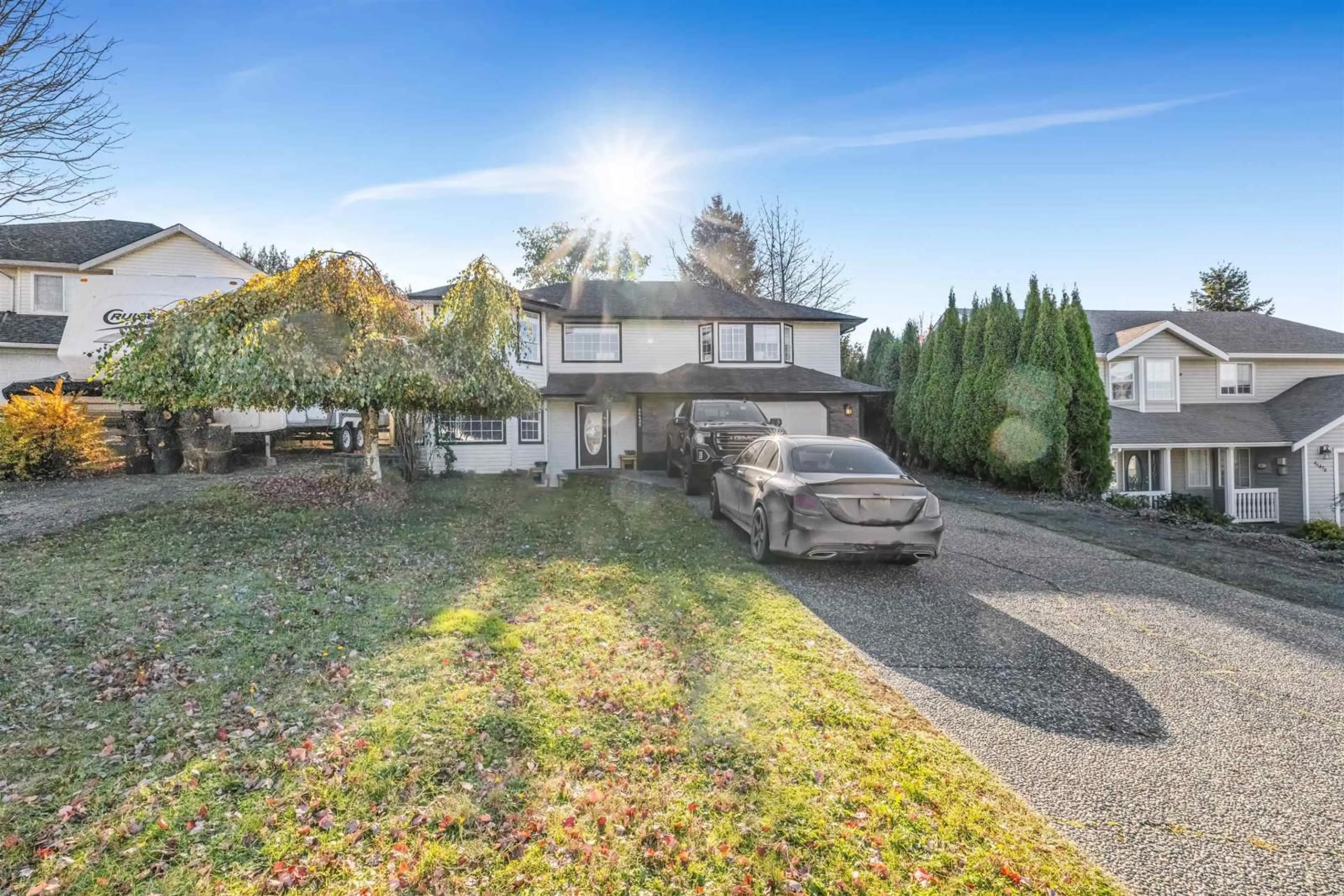 A pic from outside/outdoor area/front of a property/back of a property/a pic from drone, unknown for 46486 FERGUSON PLACE, Chilliwack British Columbia V2R5L6