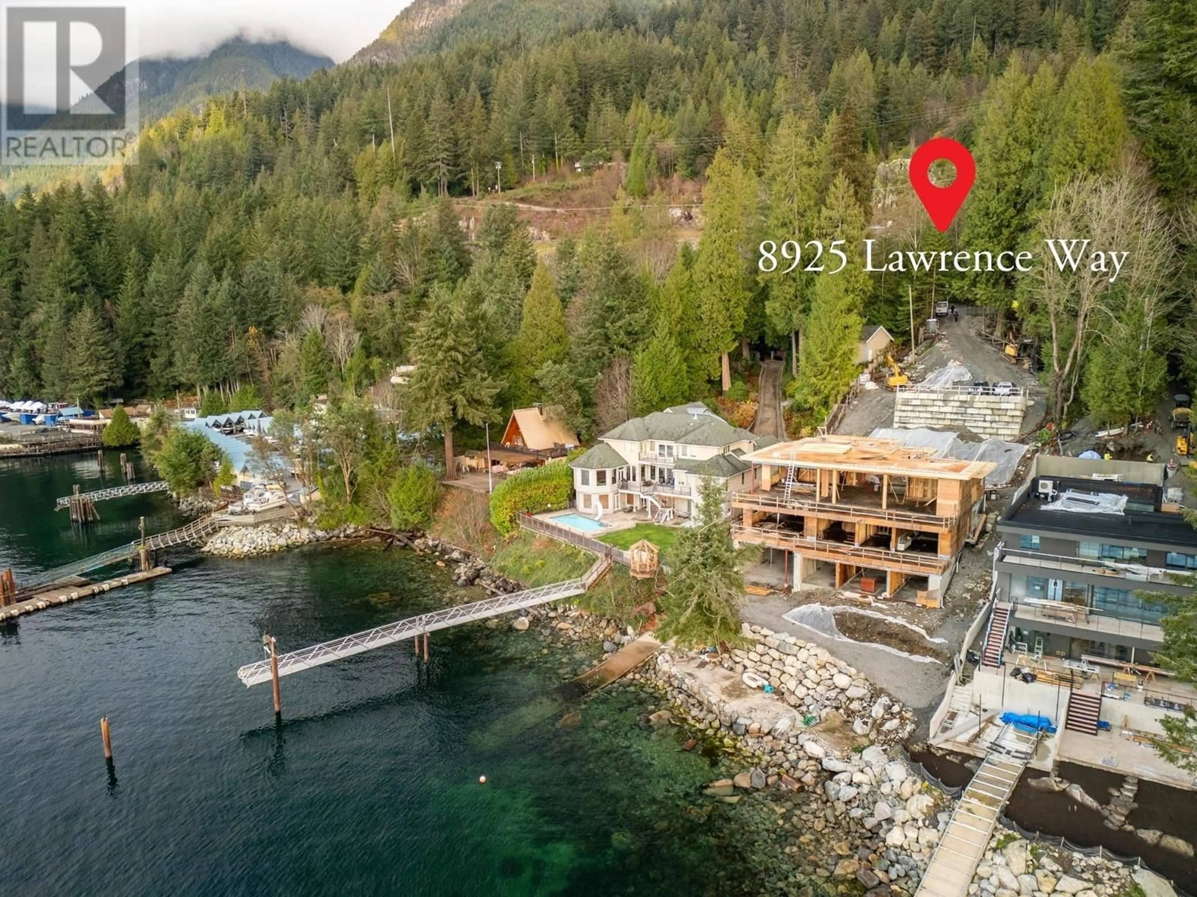 A pic from outside/outdoor area/front of a property/back of a property/a pic from drone, water/lake/river/ocean view for 8925 LAWRENCE WAY, West Vancouver British Columbia V7W2T7