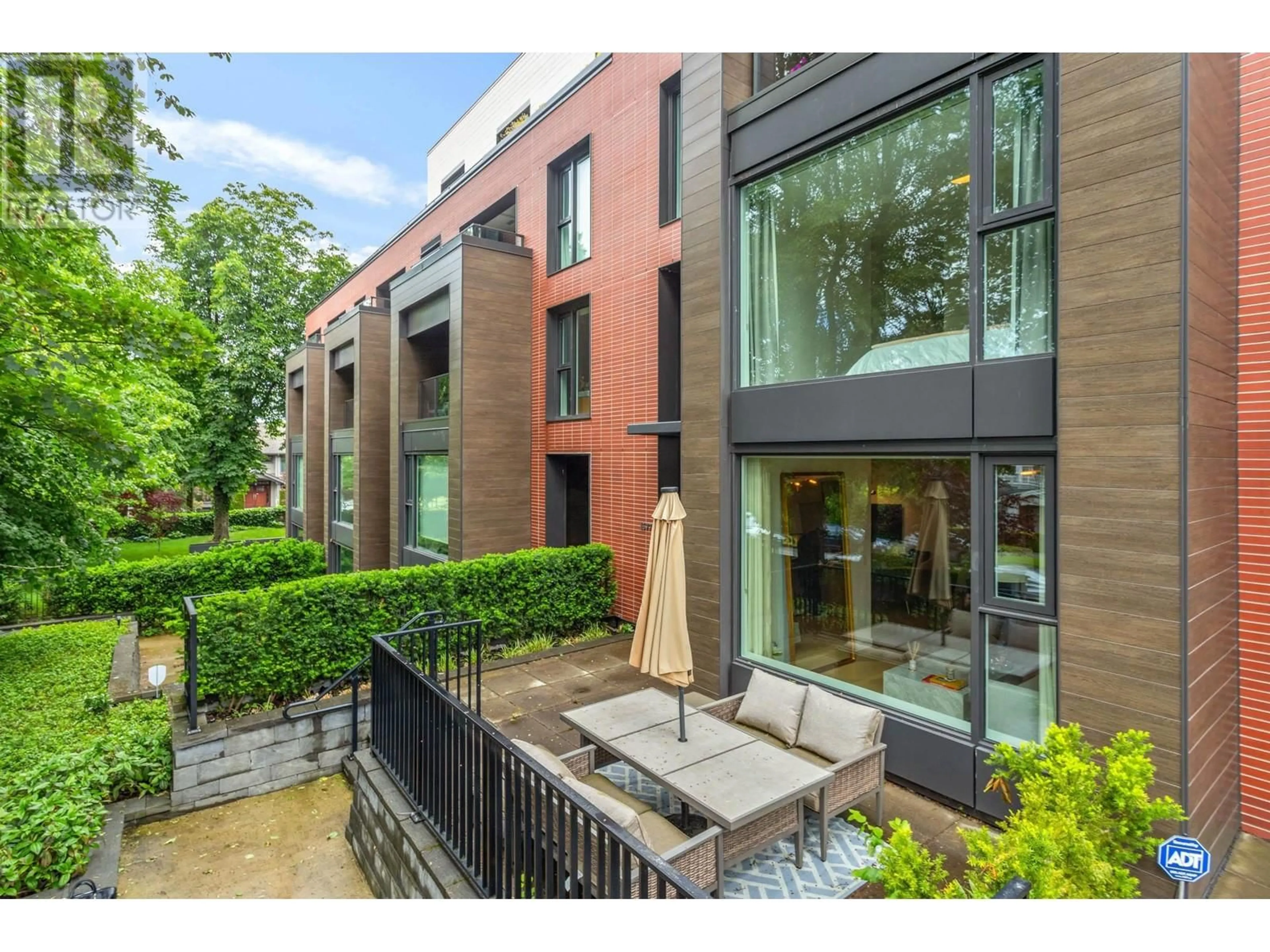 Home with brick exterior material, street for 1577 57TH AVENUE, Vancouver British Columbia V6P0H7