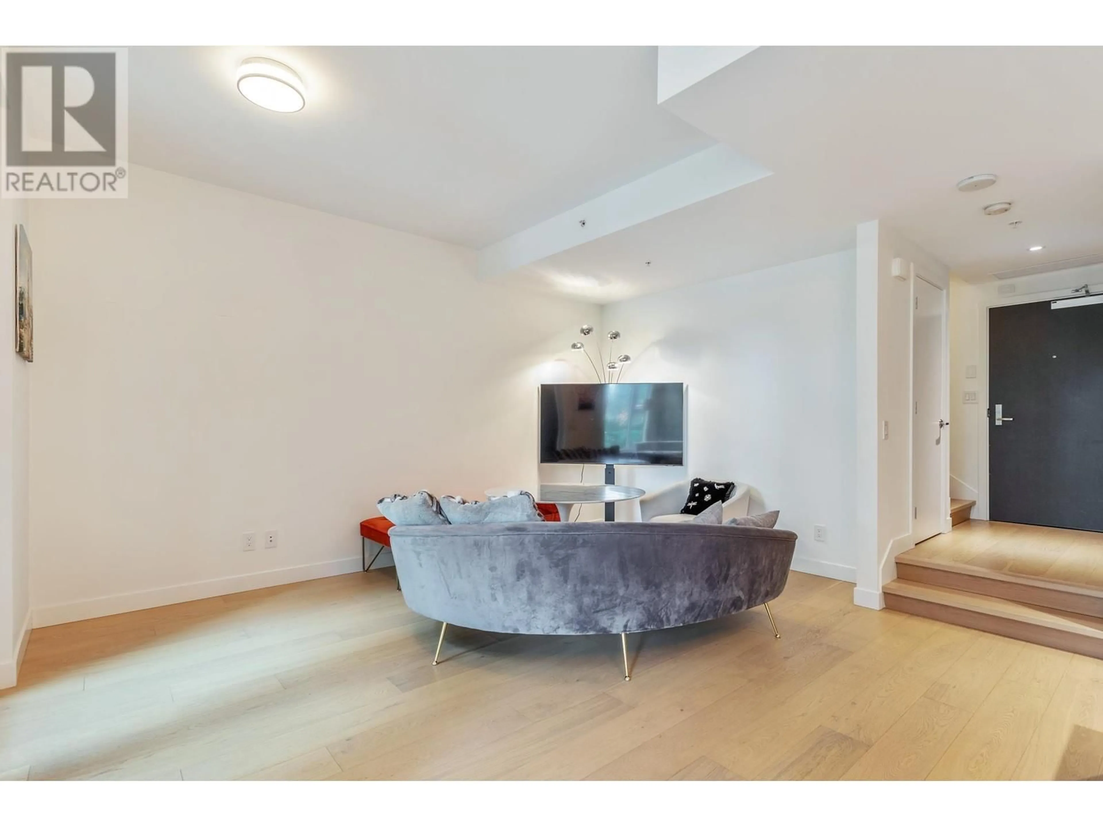 Living room with furniture, unknown for 1577 57TH AVENUE, Vancouver British Columbia V6P0H7
