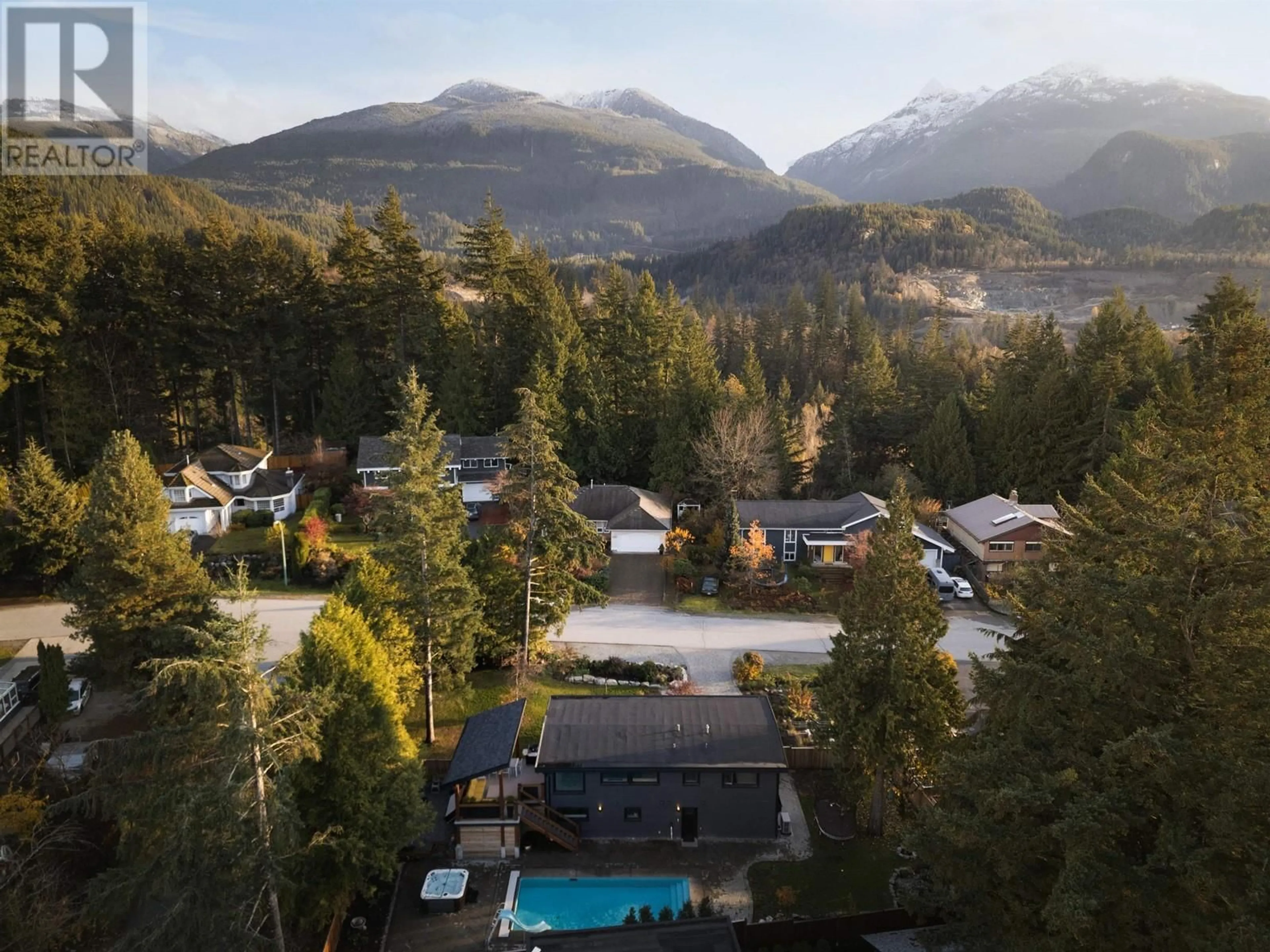 A pic from outside/outdoor area/front of a property/back of a property/a pic from drone, mountain view for 40175 KINTYRE DRIVE, Squamish British Columbia V8B0A4