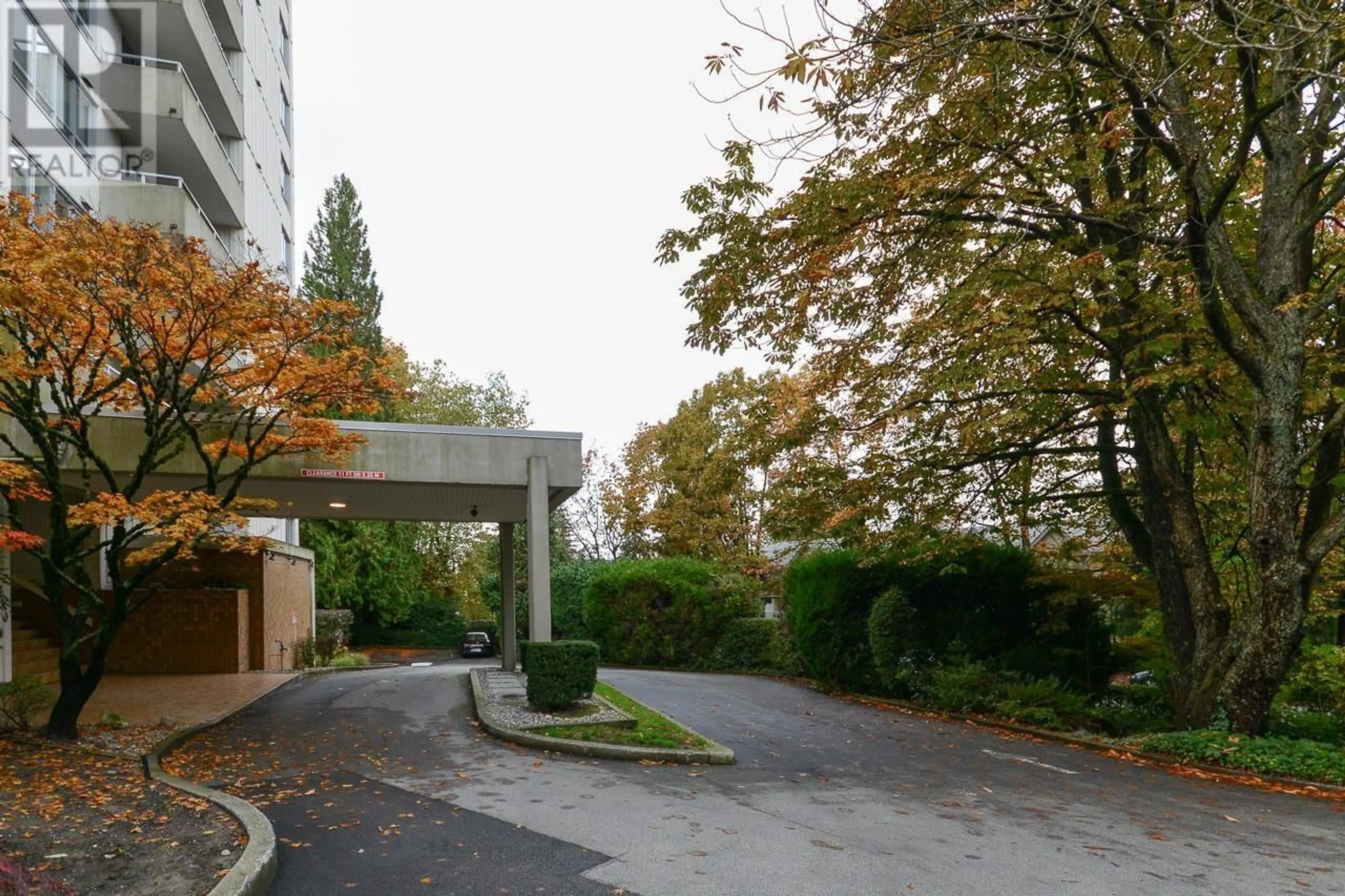 Unknown for 701 4160 SARDIS STREET, Burnaby British Columbia V5H1K2