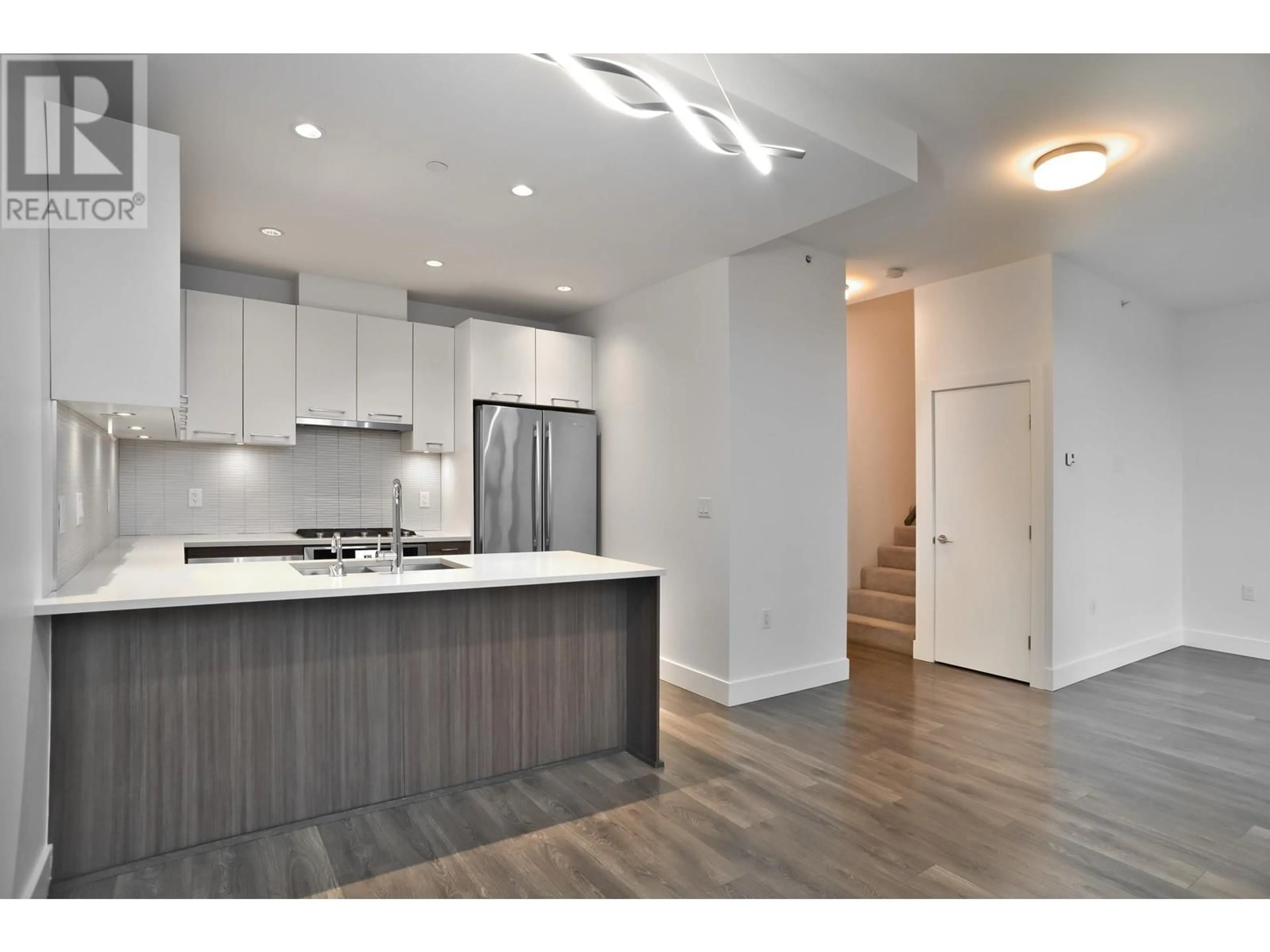 Open concept kitchen, unknown for 4 8598 RIVER DISTRICT CROSSING, Vancouver British Columbia V5S0C1