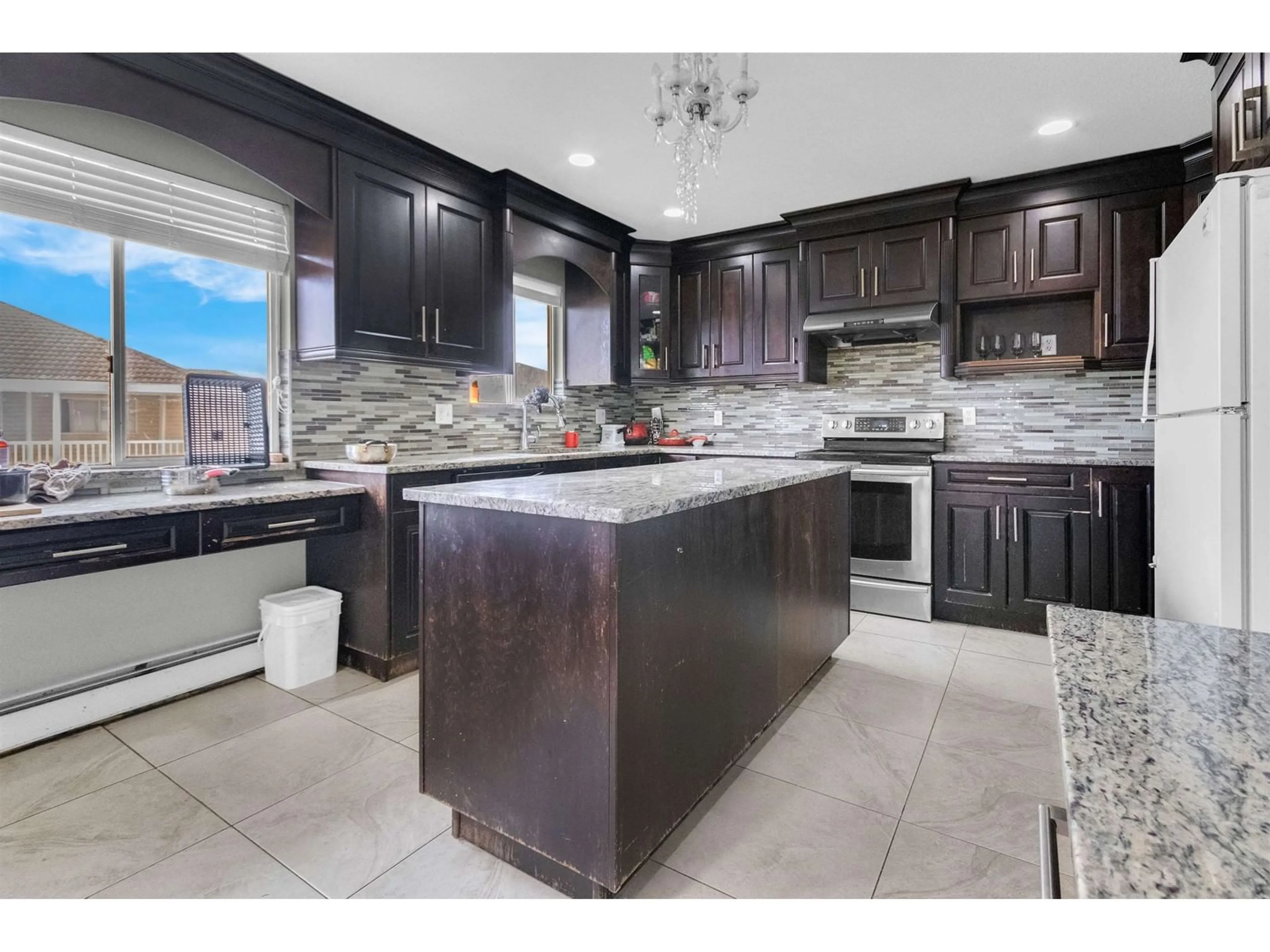 Contemporary kitchen, ceramic/tile floor for 12526 75A AVENUE, Surrey British Columbia V3W0M3