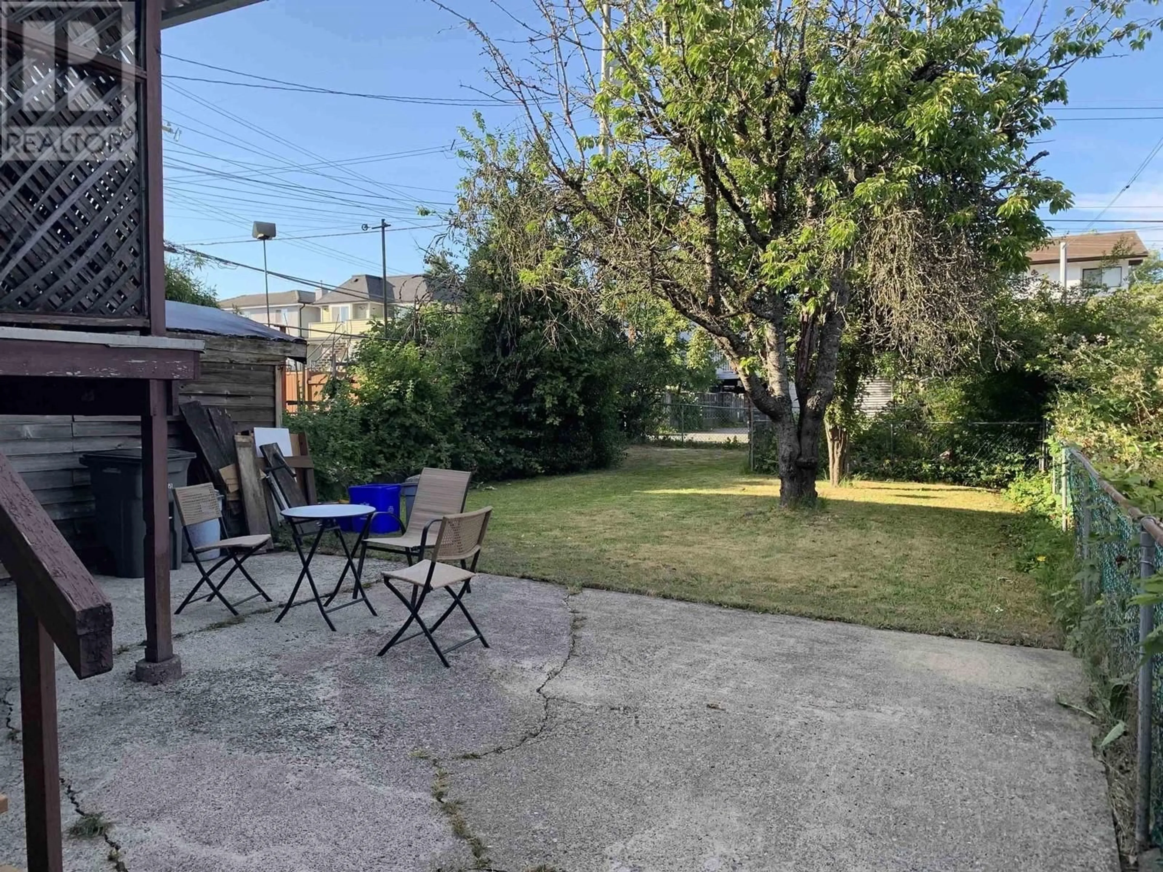 Patio, street for 3373 QUEENS AVENUE, Vancouver British Columbia V5R4T9