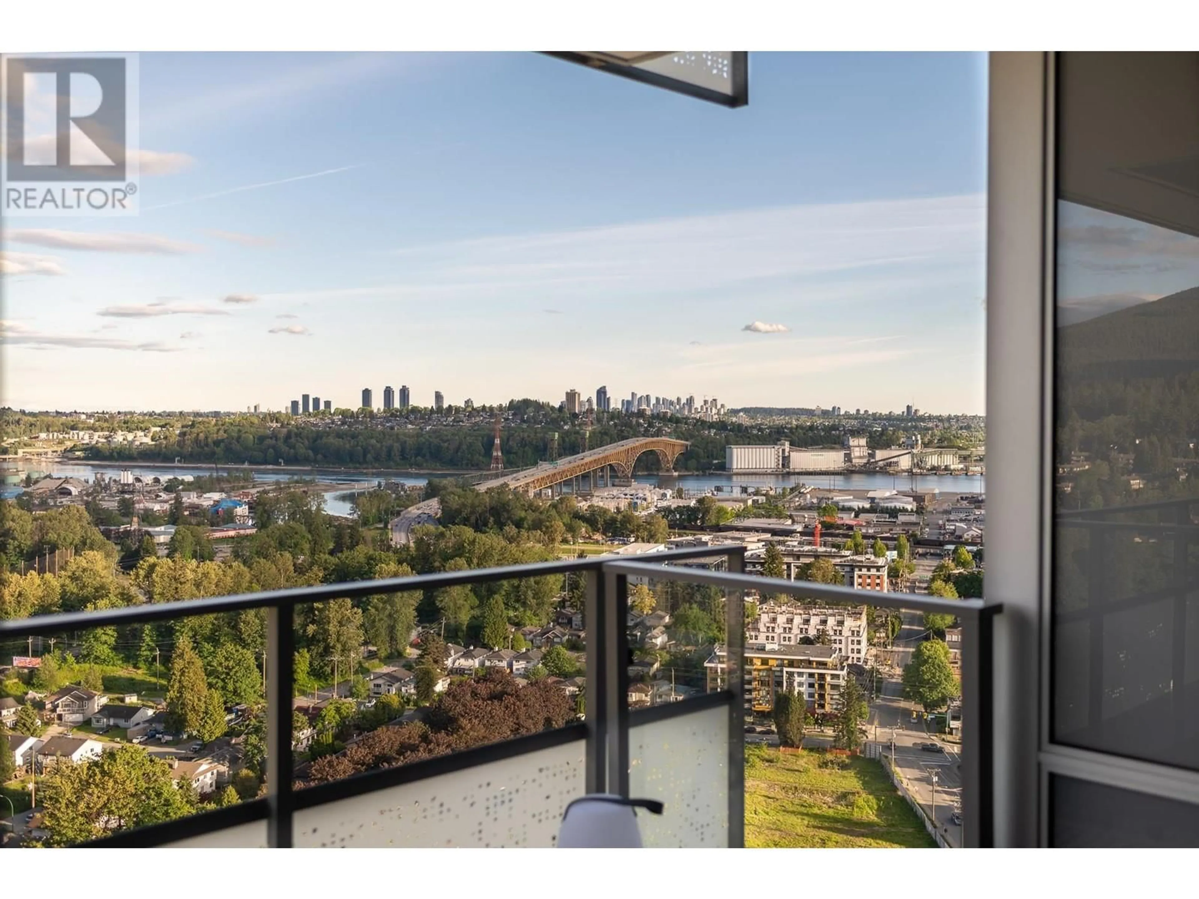 Balcony in the apartment, water/lake/river/ocean view for 3003 1500 FERN ROAD, North Vancouver British Columbia V7J1H6