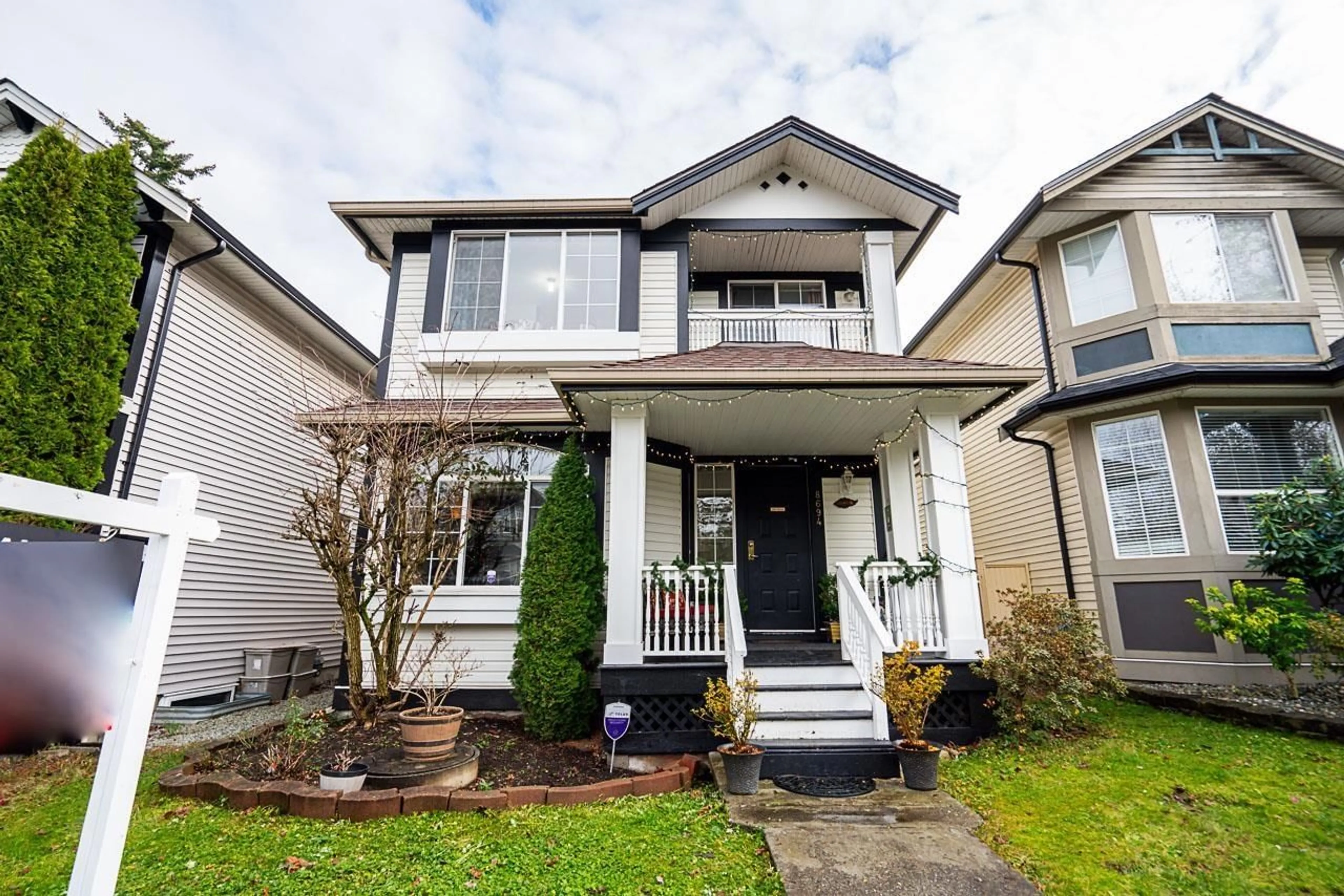 Home with vinyl exterior material, street for 8694 206B STREET, Langley British Columbia V1M3X5