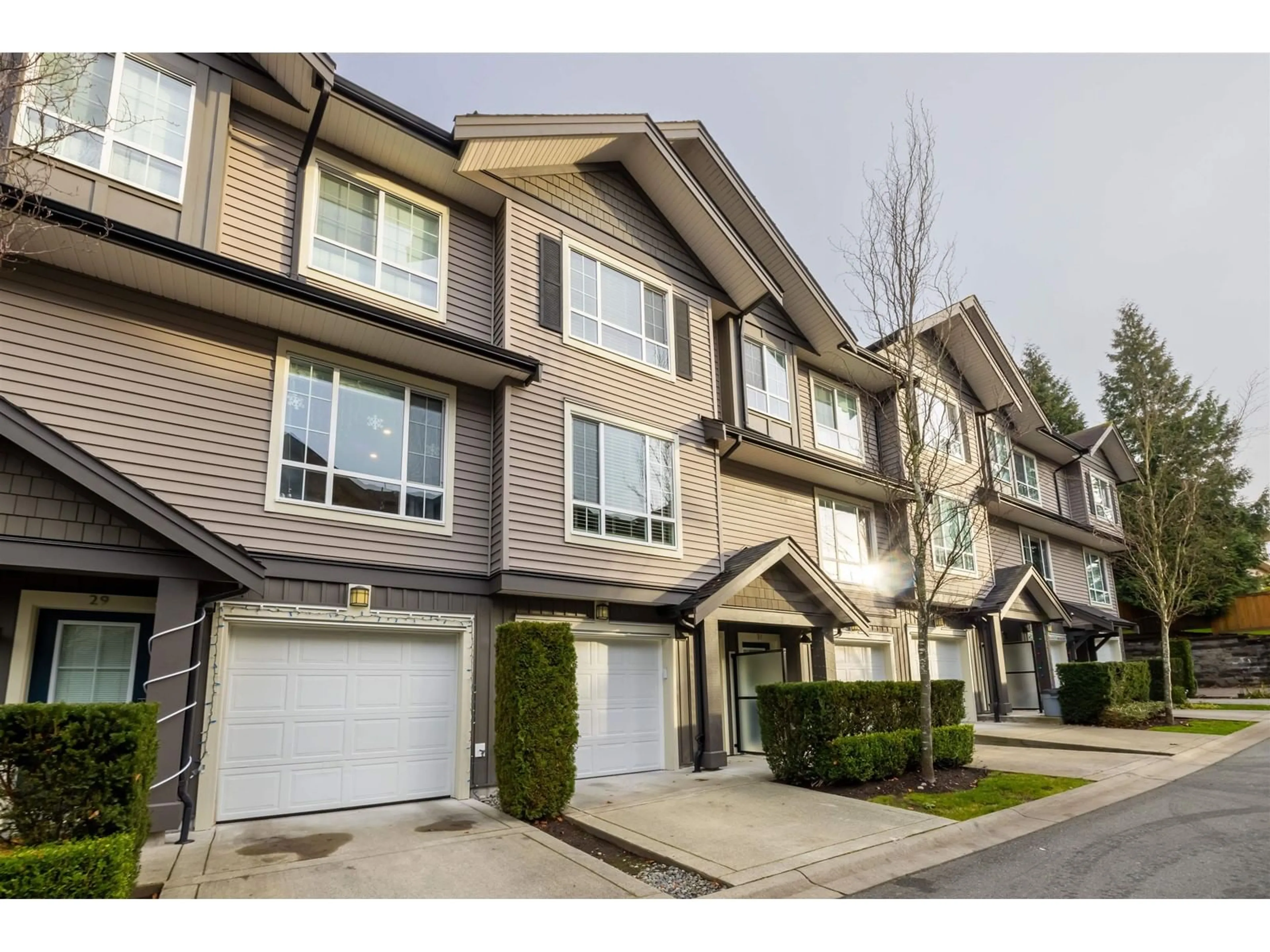 Unknown for 30 4967 220 STREET, Langley British Columbia V3A0G3