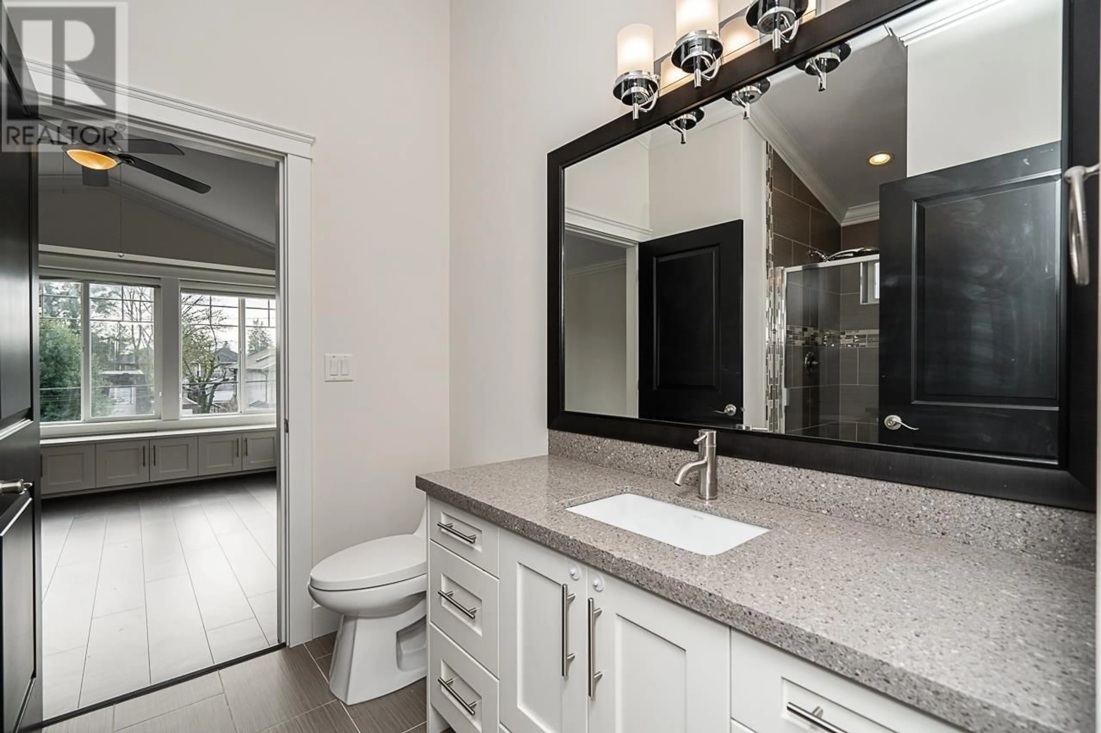 Contemporary bathroom, ceramic/tile floor for 1951 GRANT AVENUE, Port Coquitlam British Columbia V3B1P6