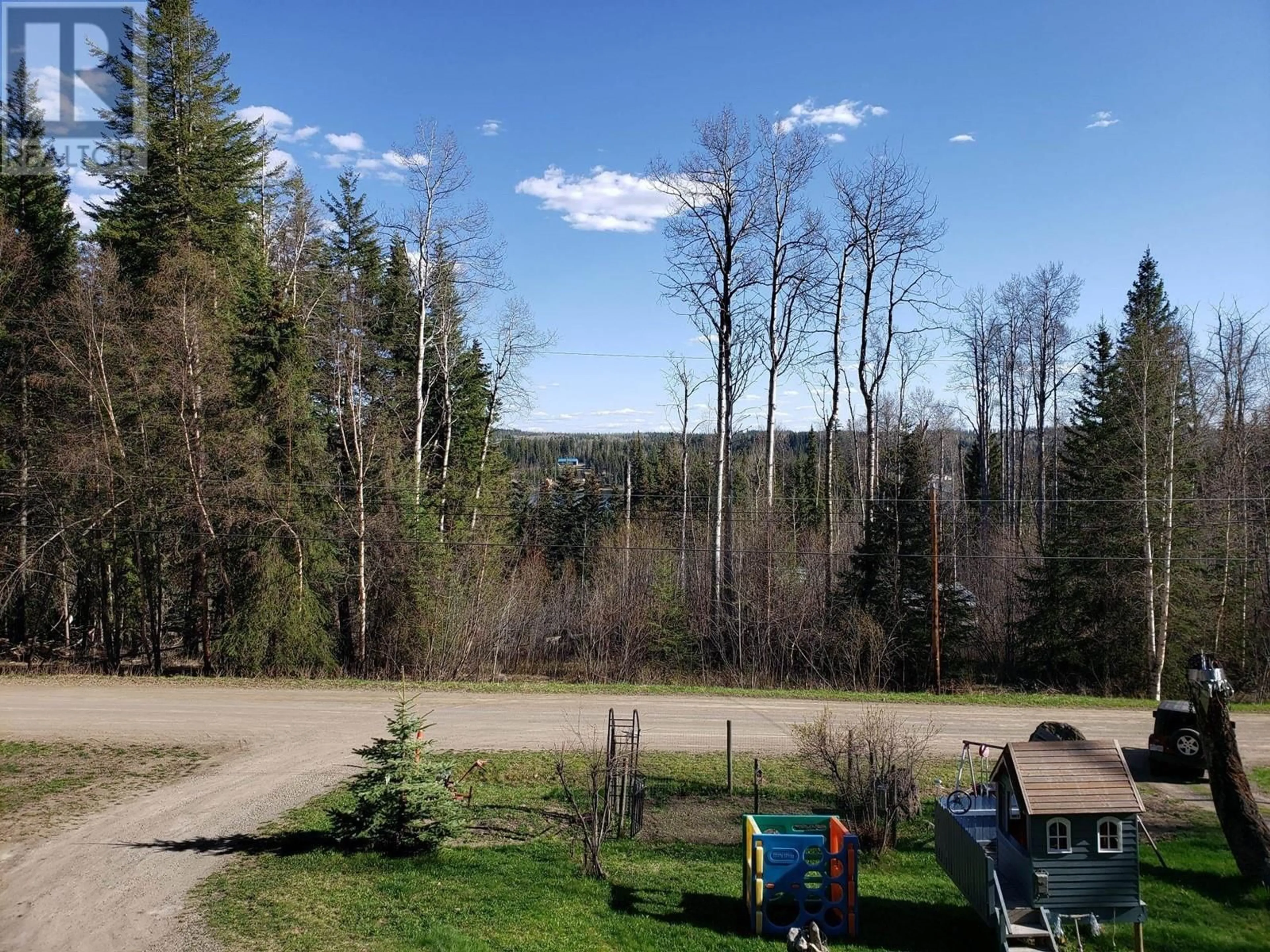 A pic from outside/outdoor area/front of a property/back of a property/a pic from drone, forest/trees view for 7589 JULSRUD ROAD, Lone Butte British Columbia V0K1X3