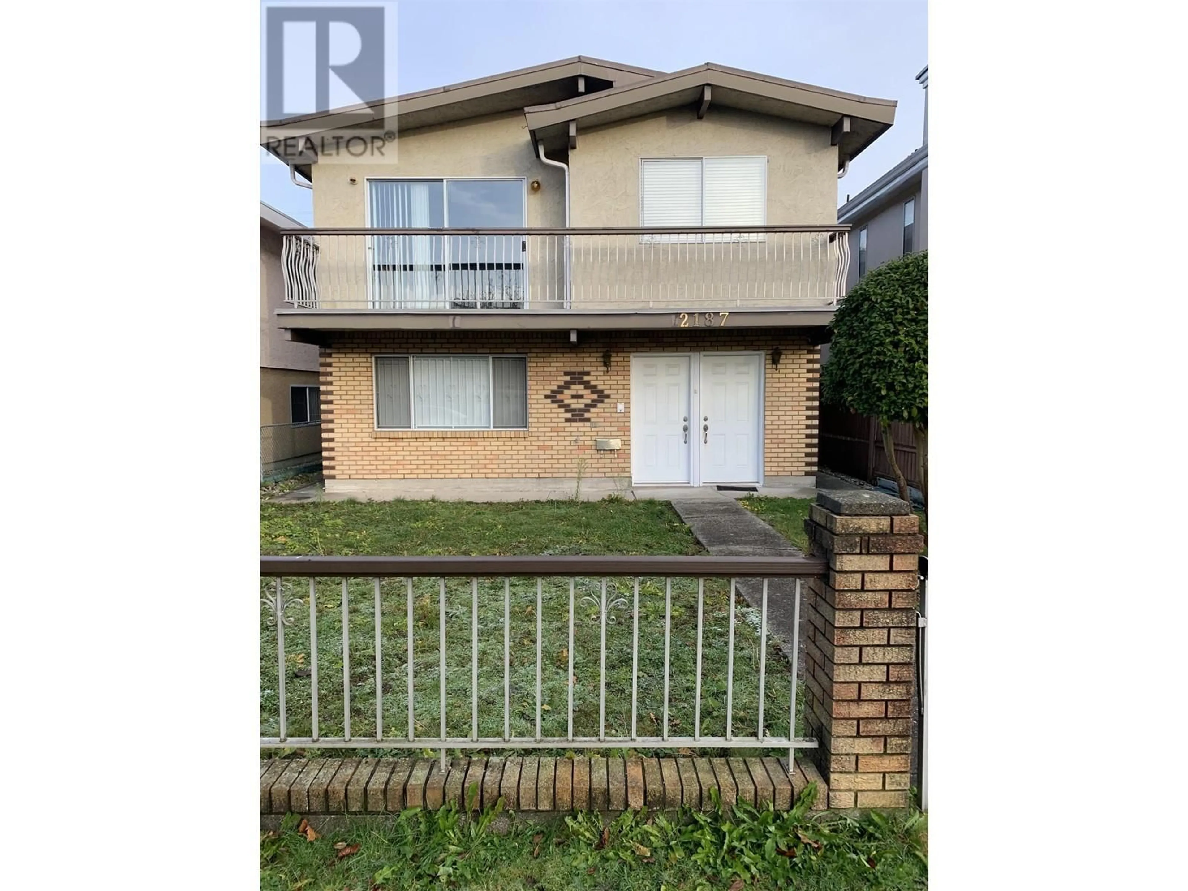 Unknown for 2187 MANNERING AVENUE, Vancouver British Columbia V5N3C5