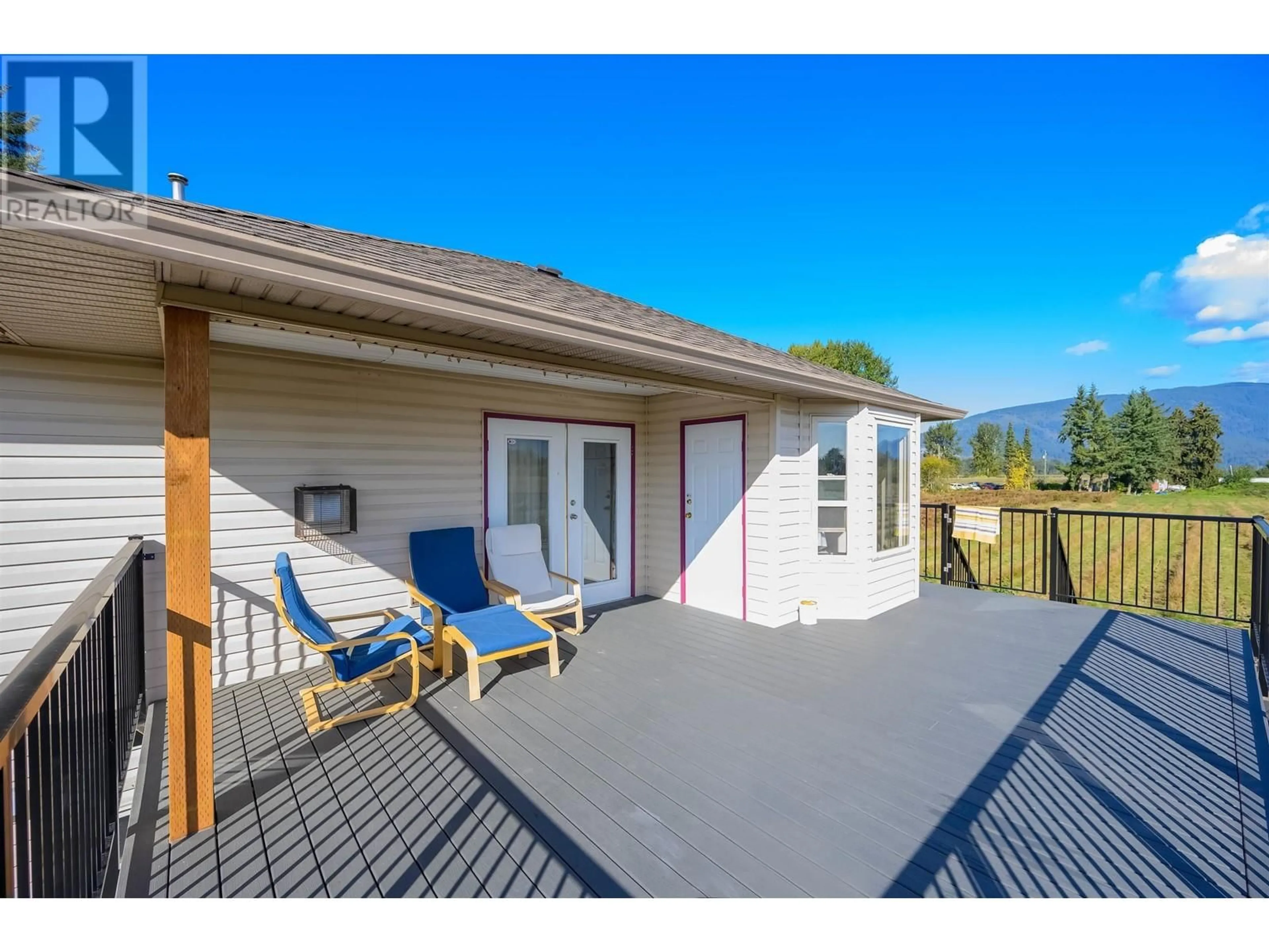 Patio, unknown for 14020 REICHENBACH ROAD, Pitt Meadows British Columbia V3Y1Z1