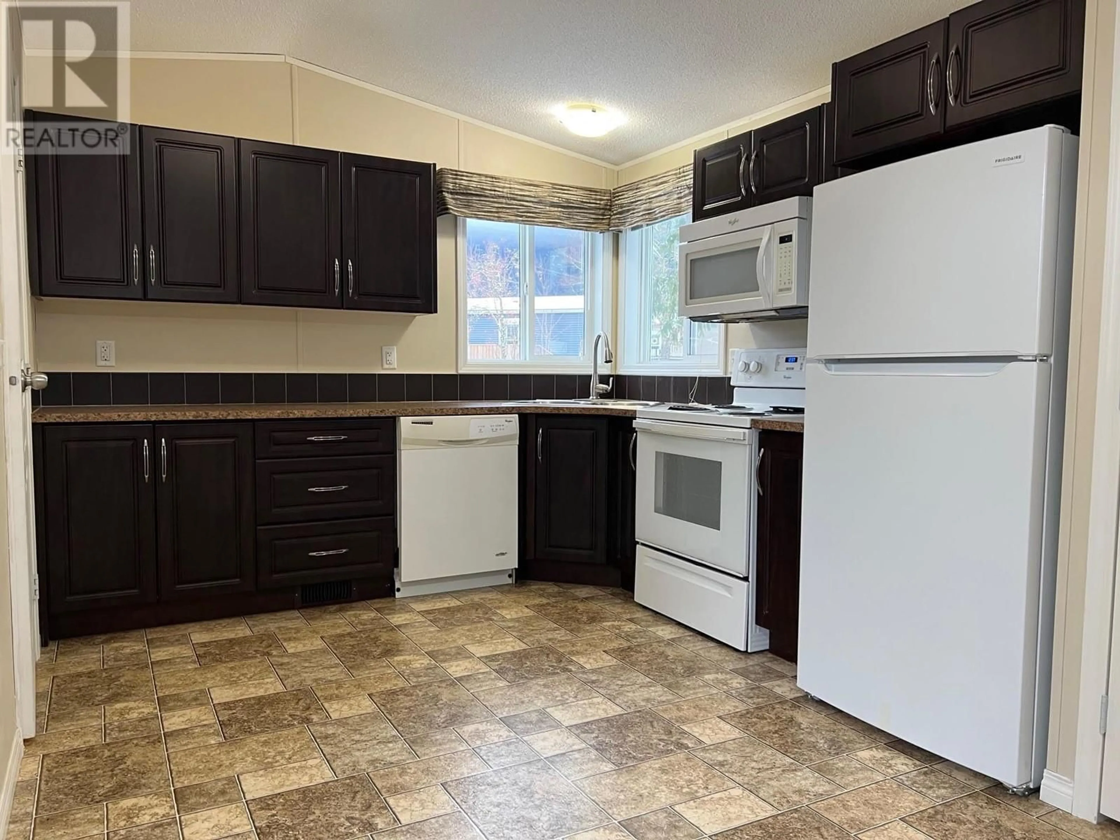 Standard kitchen, unknown for 92 3616 LARCH AVENUE, Terrace British Columbia V8G5B9