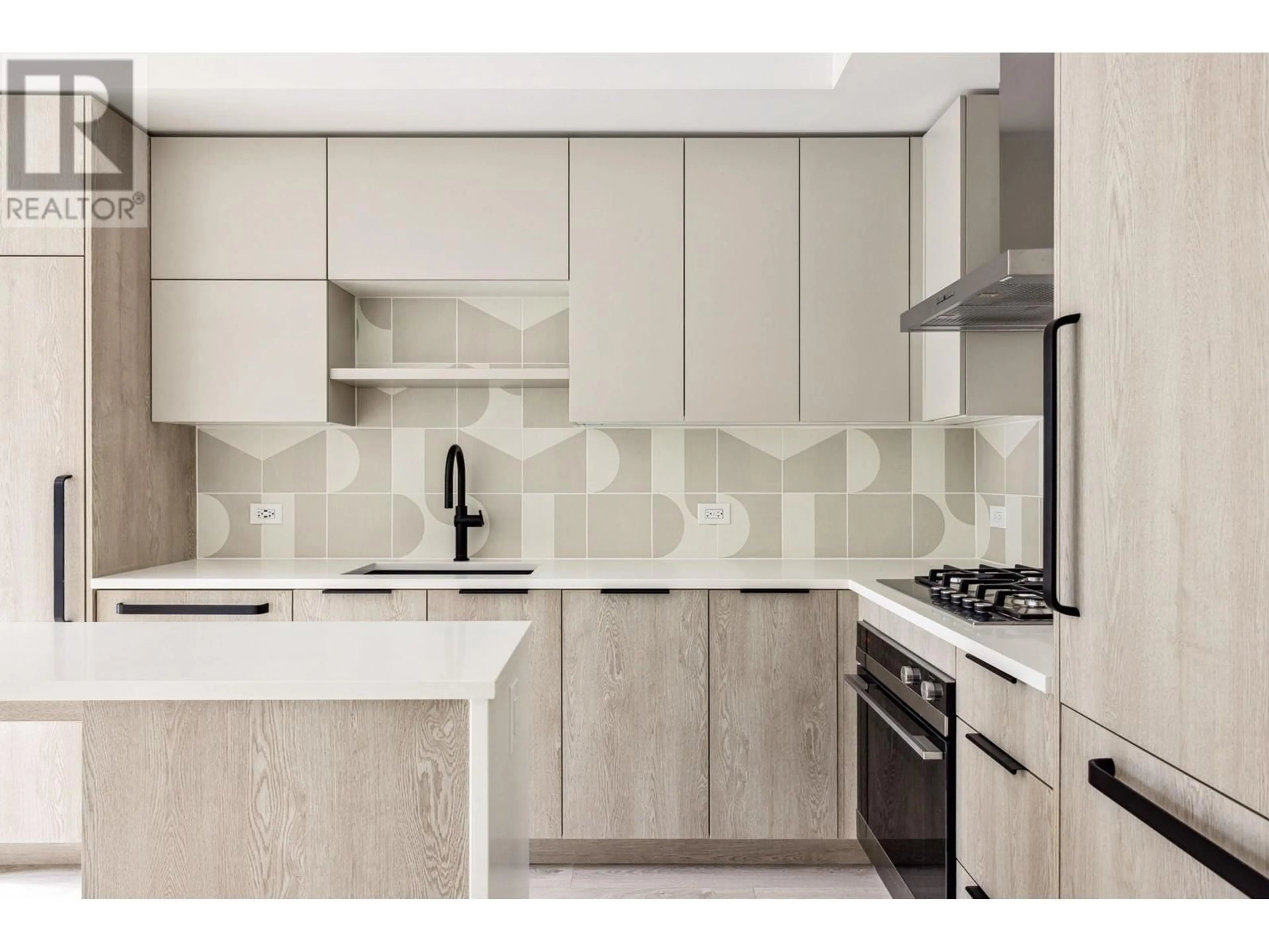 Contemporary kitchen, unknown for 212 - 322 15TH AVENUE, Vancouver British Columbia V5T0K5