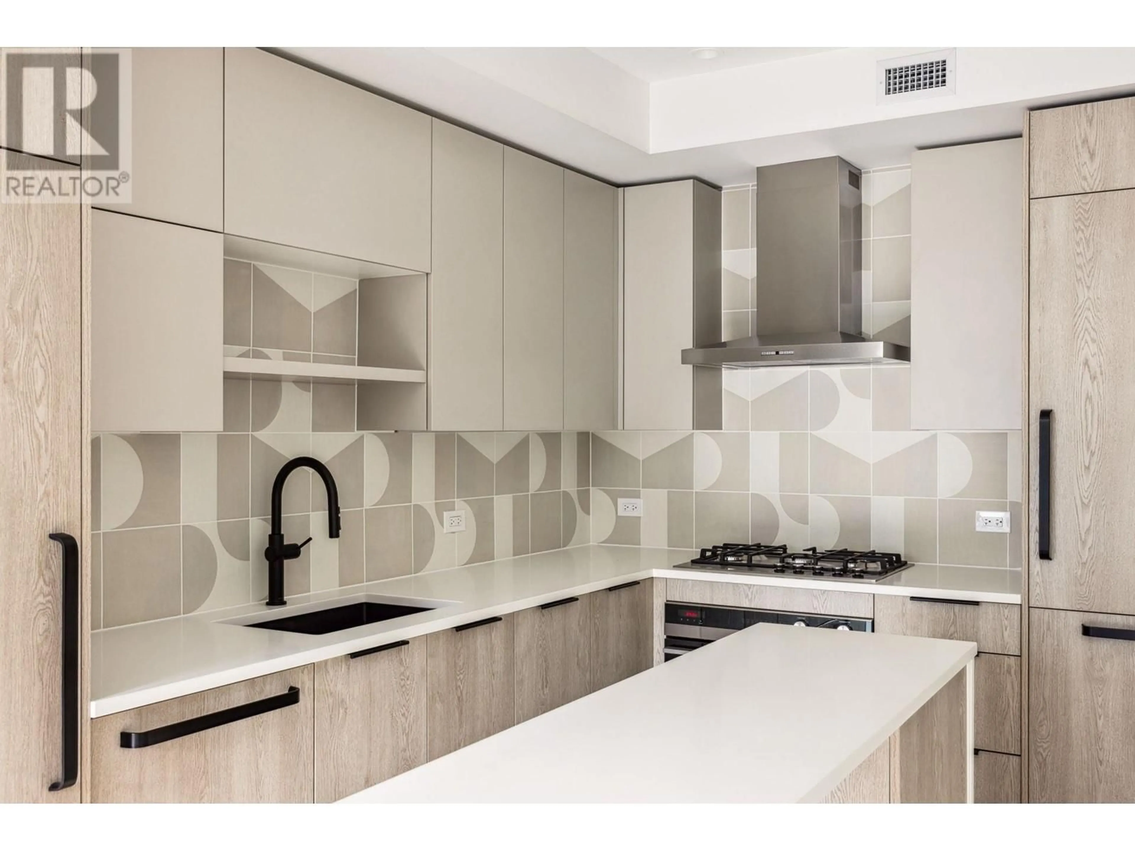 Contemporary kitchen, ceramic/tile floor for 212 - 322 15TH AVENUE, Vancouver British Columbia V5T0K5