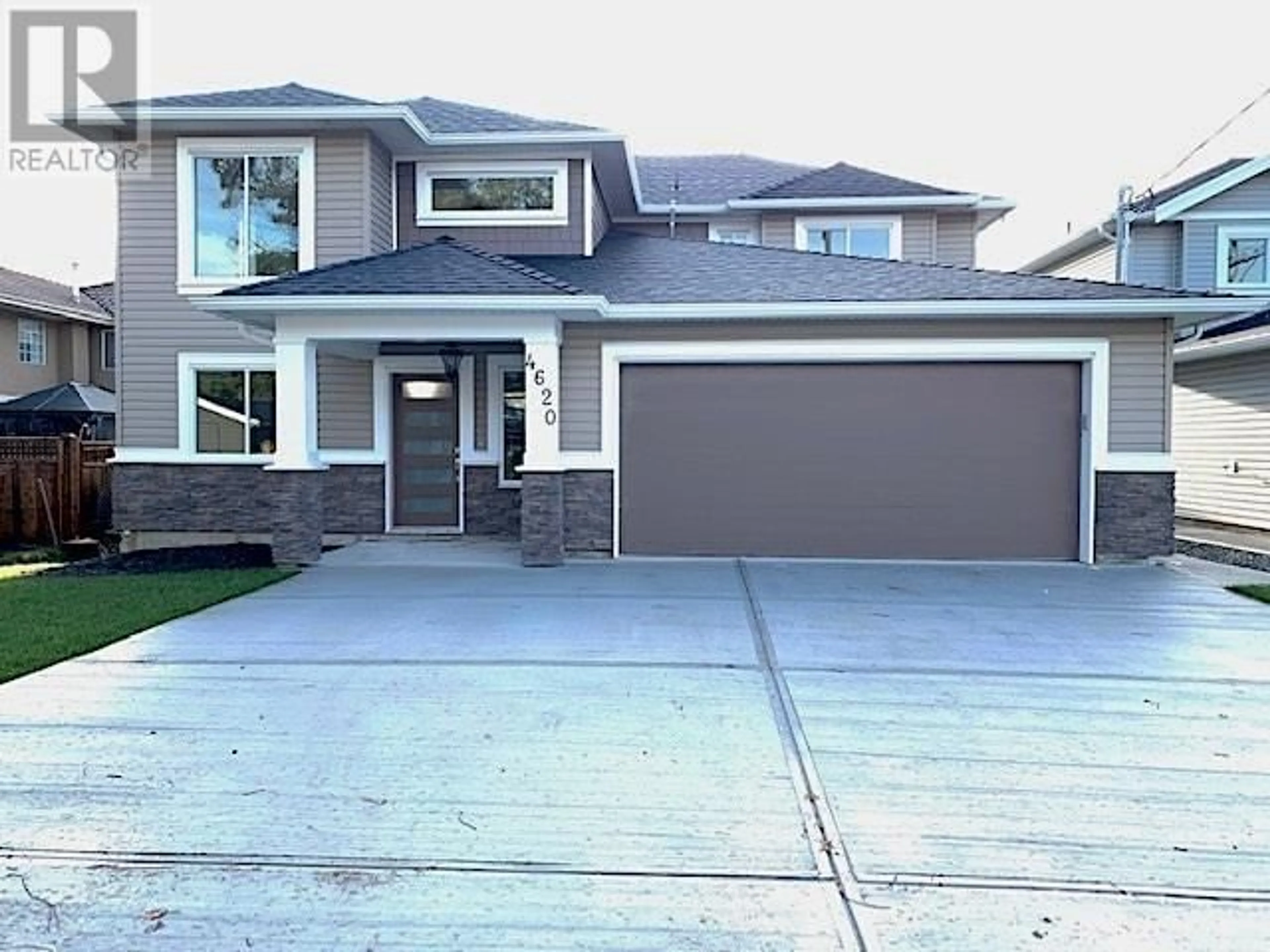 Home with vinyl exterior material, street for 4620 W RIVER ROAD, Delta British Columbia V4K1S4