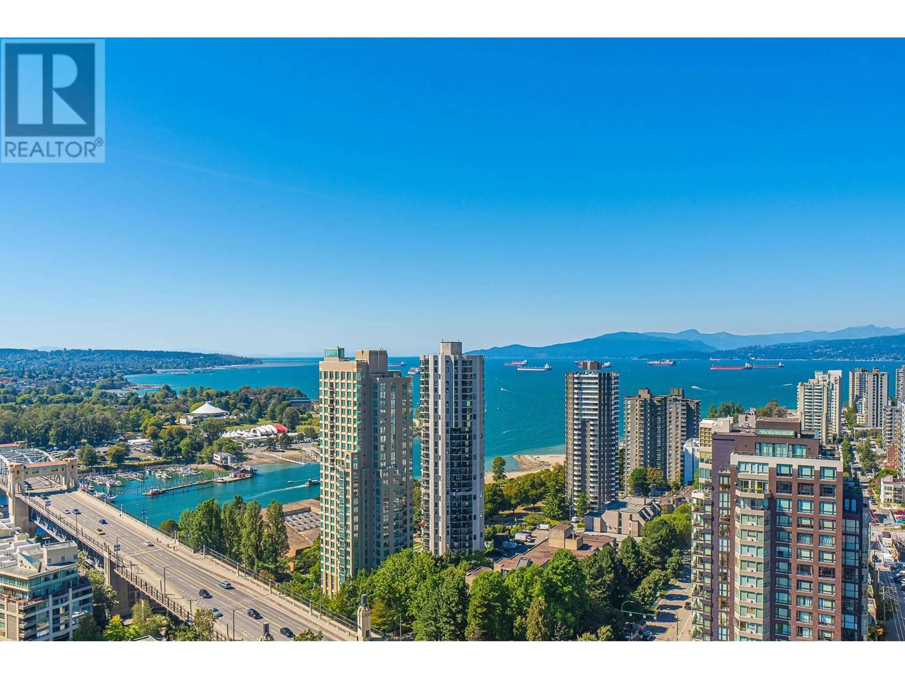 A pic from outside/outdoor area/front of a property/back of a property/a pic from drone, water/lake/river/ocean view for 2605 889 PACIFIC STREET, Vancouver British Columbia V6Z1C3