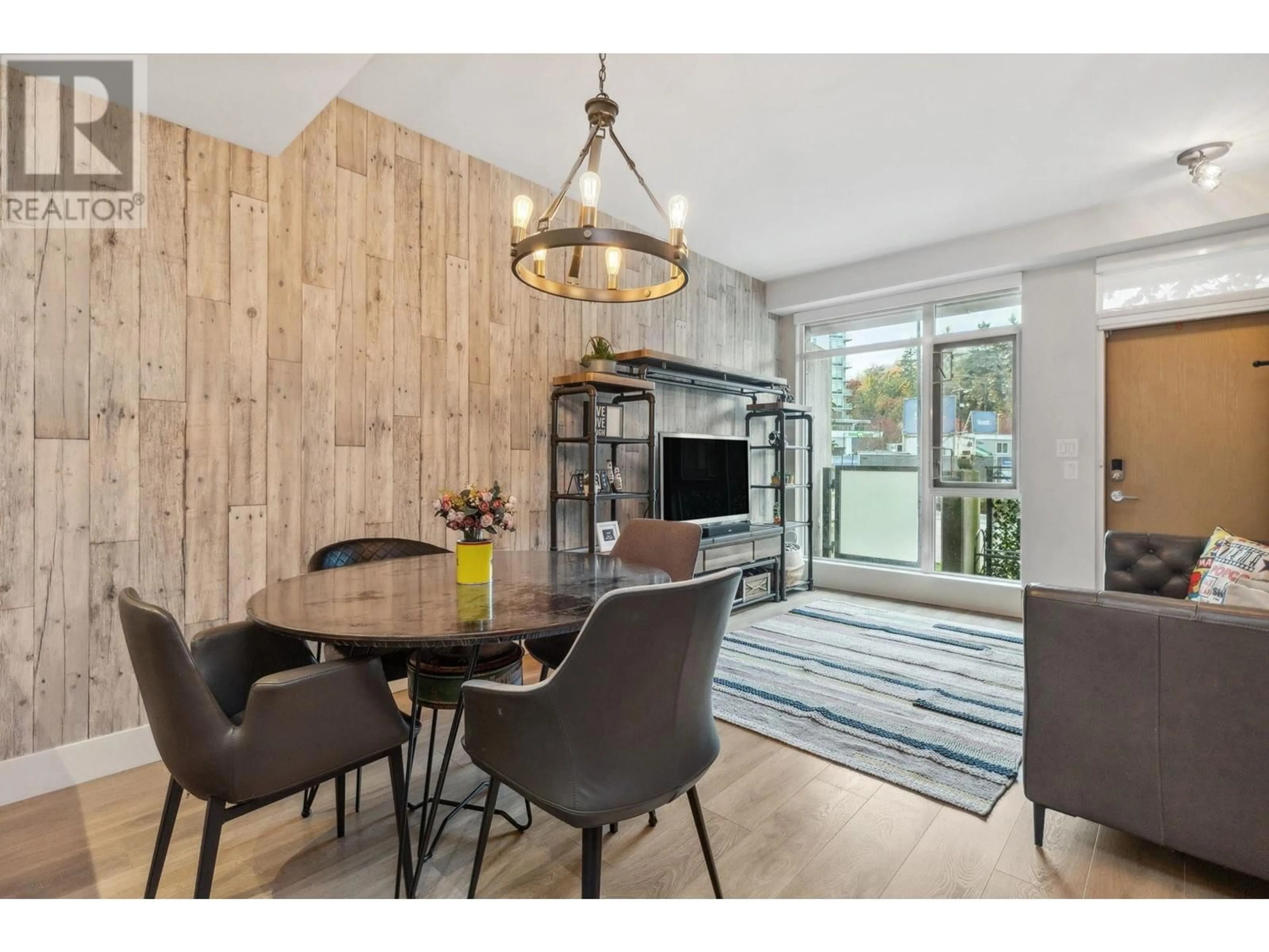 Dining room, wood/laminate floor for TH2 3566 SAWMILL CRESCENT, Vancouver British Columbia V5S0H5