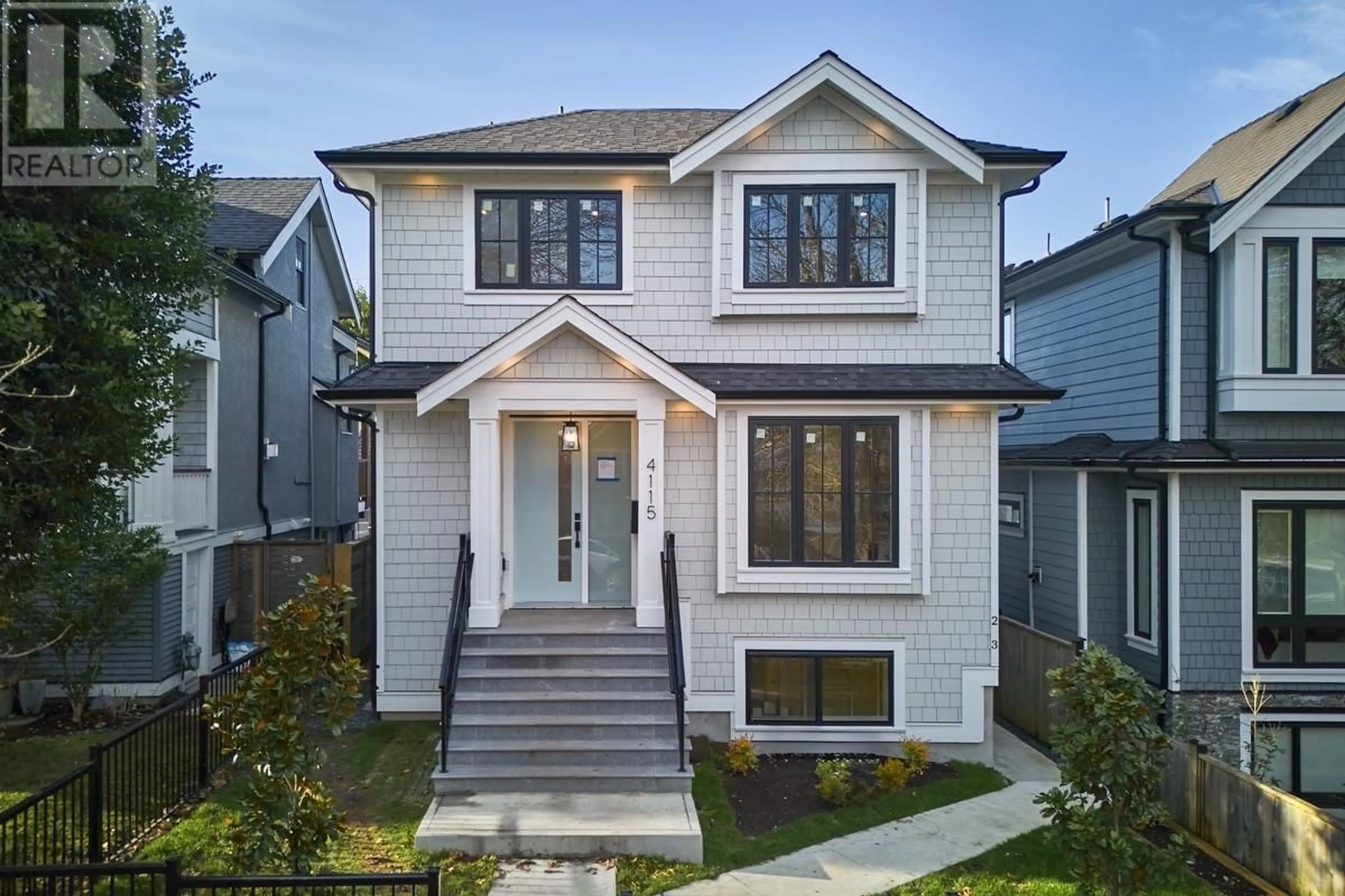 Home with vinyl exterior material, street for 4115 ELGIN STREET, Vancouver British Columbia V5V4R3