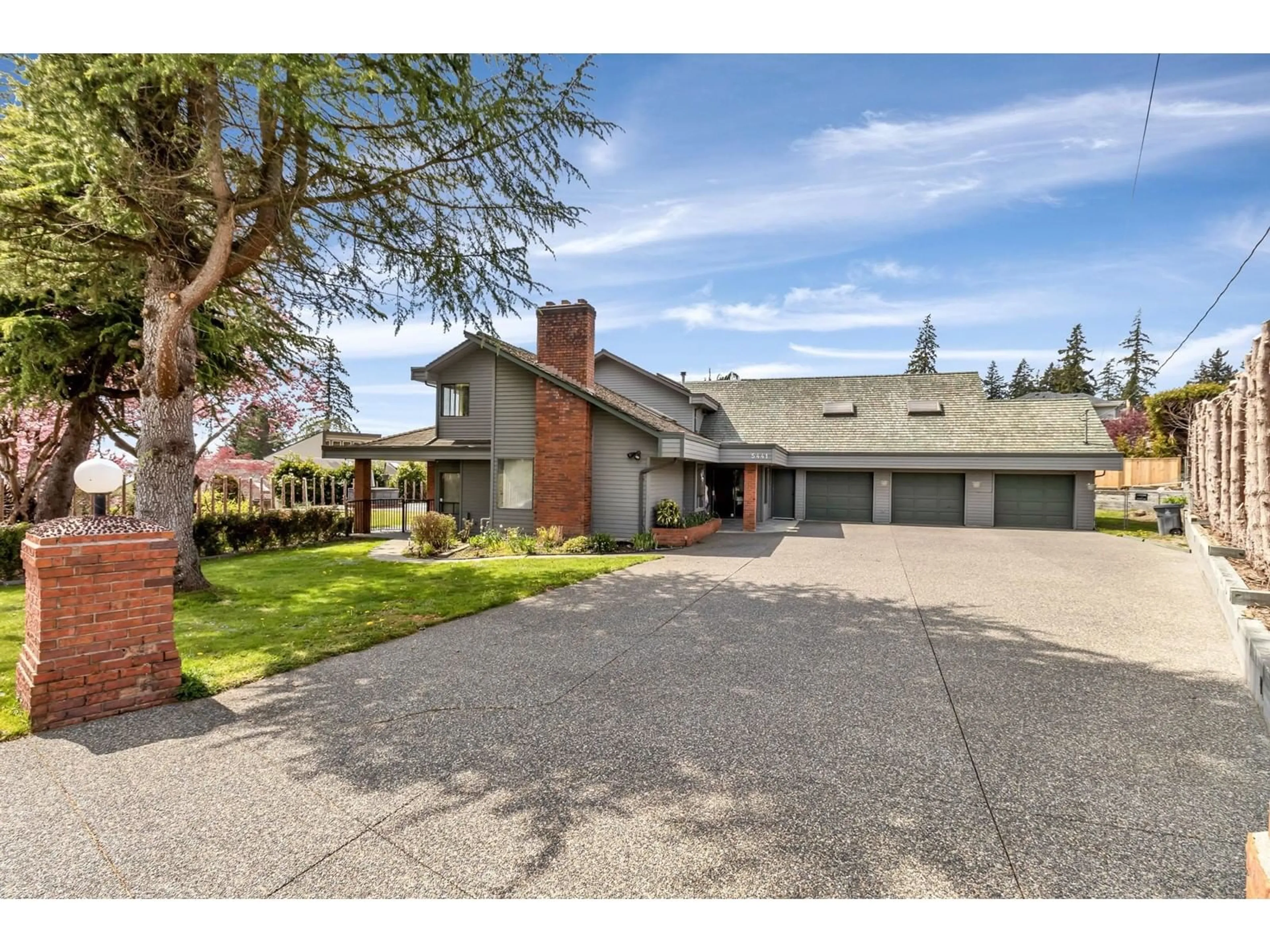 A pic from outside/outdoor area/front of a property/back of a property/a pic from drone, street for 5441 128, Surrey British Columbia V3X1T8