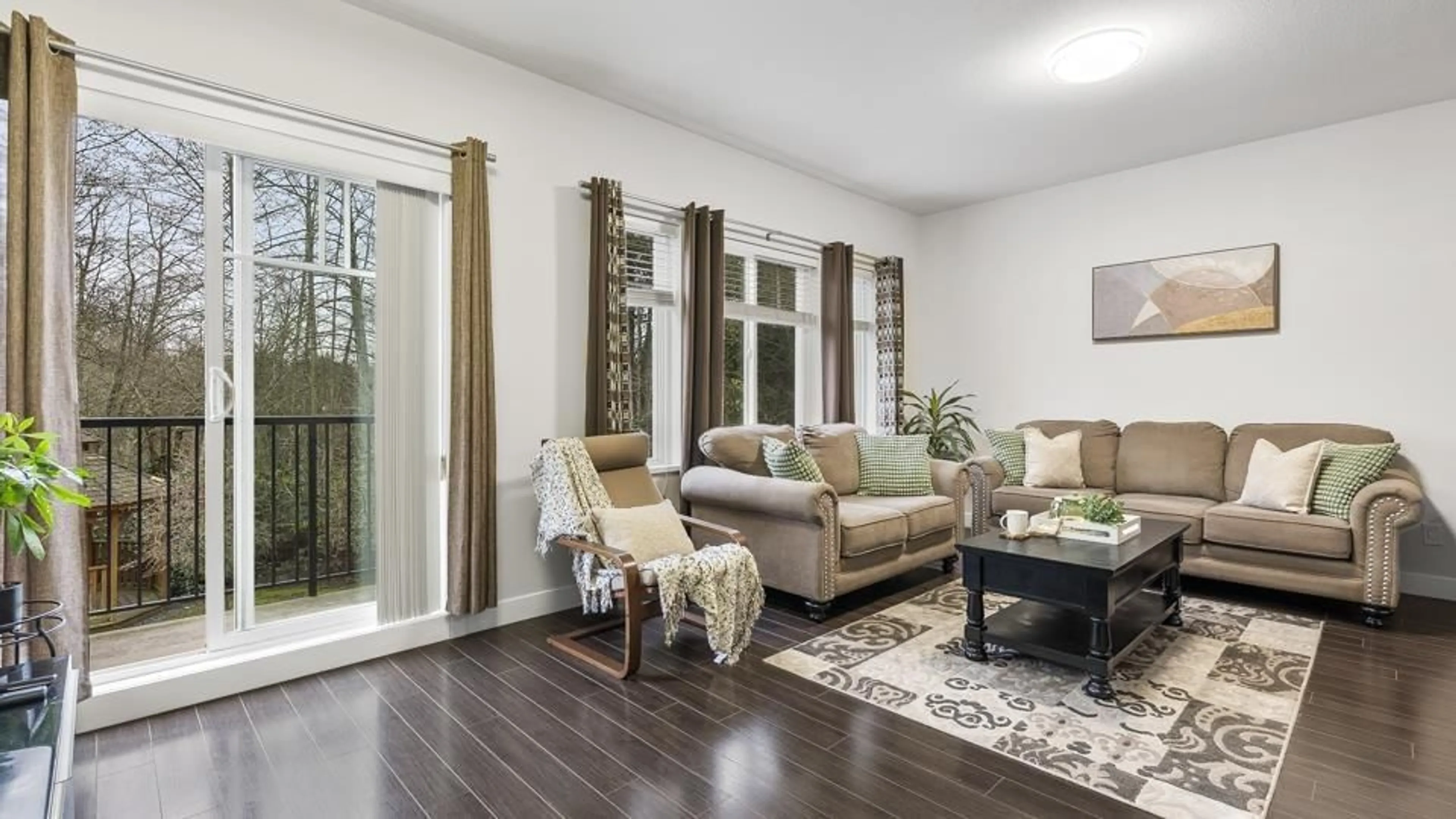 Living room with furniture, wood/laminate floor for 33 13864 HYLAND ROAD, Surrey British Columbia V3W2C3