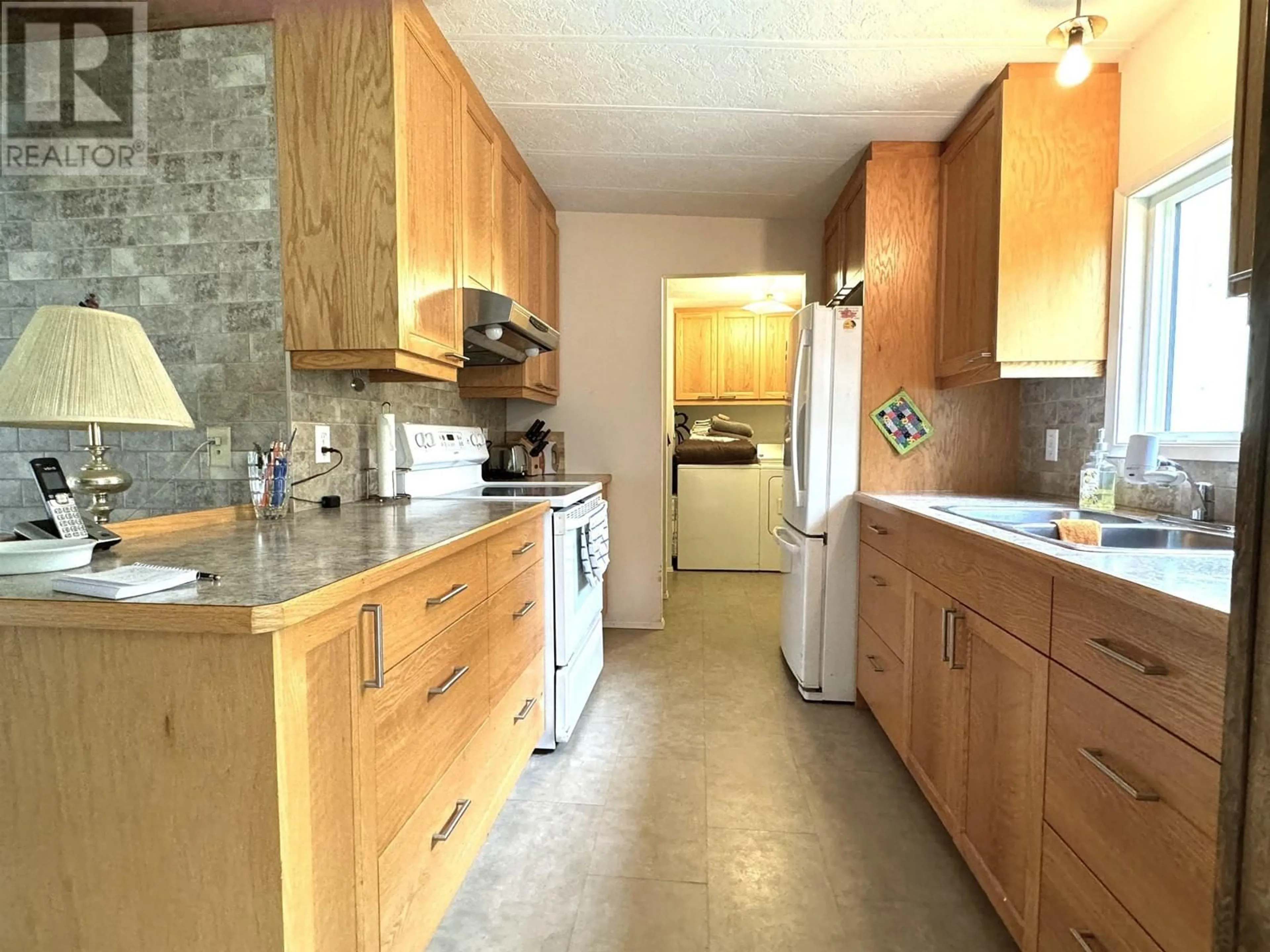 Standard kitchen, unknown for 1248 3RD AVENUE, McBride British Columbia V0J2E0