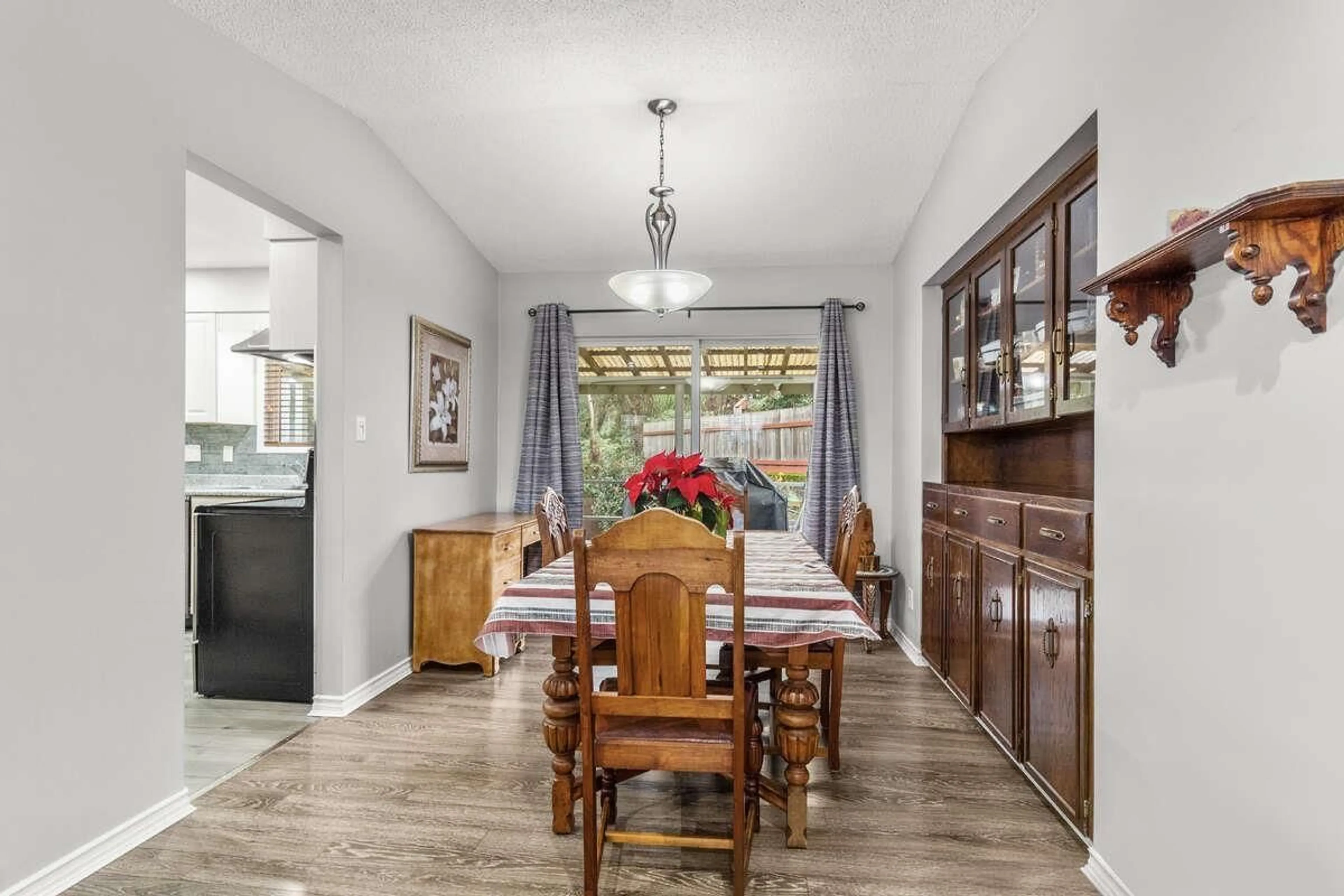 Dining room, ceramic/tile floor for 2623 HILL-TOUT STREET, Abbotsford British Columbia V2T2P8