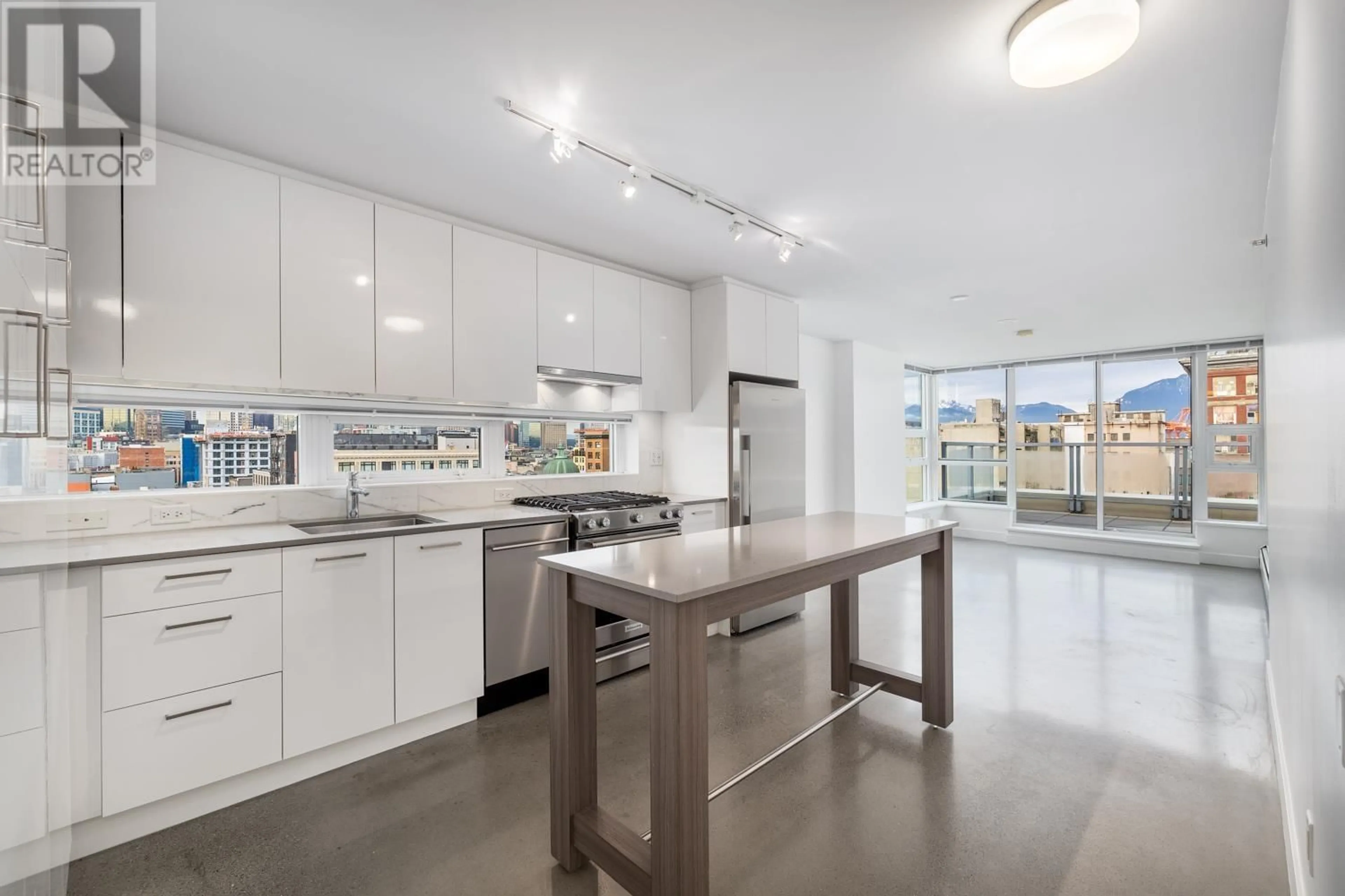 Open concept kitchen, ceramic/tile floor for 807 231 EAST PENDER STREET, Vancouver British Columbia V6A0G3