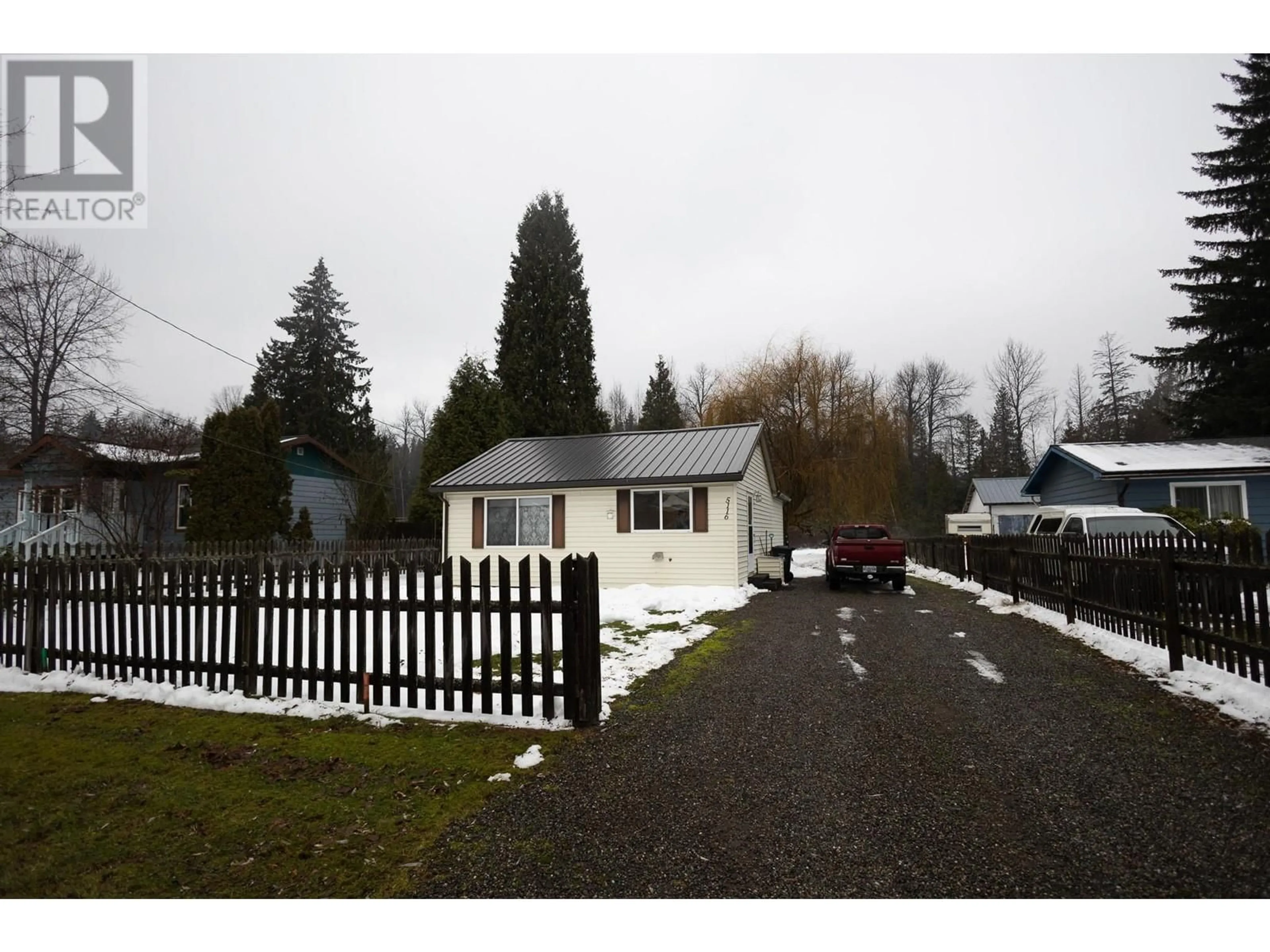 A pic from outside/outdoor area/front of a property/back of a property/a pic from drone, street for 5116 MEDEEK AVENUE, Terrace British Columbia V8G1E1