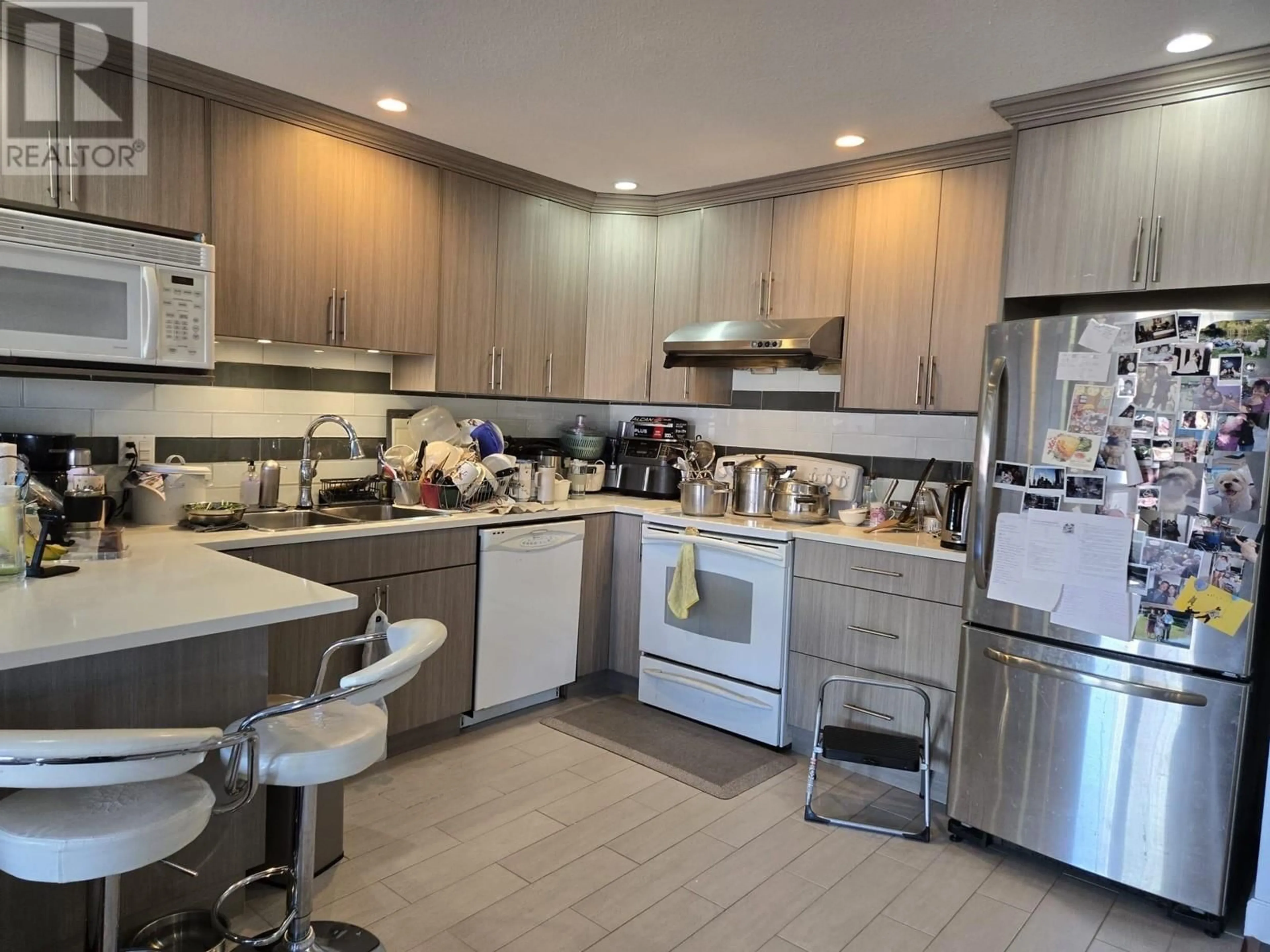 Open concept kitchen, unknown for 6 - 7240 MOFFATT ROAD, Richmond British Columbia V6Y3N7