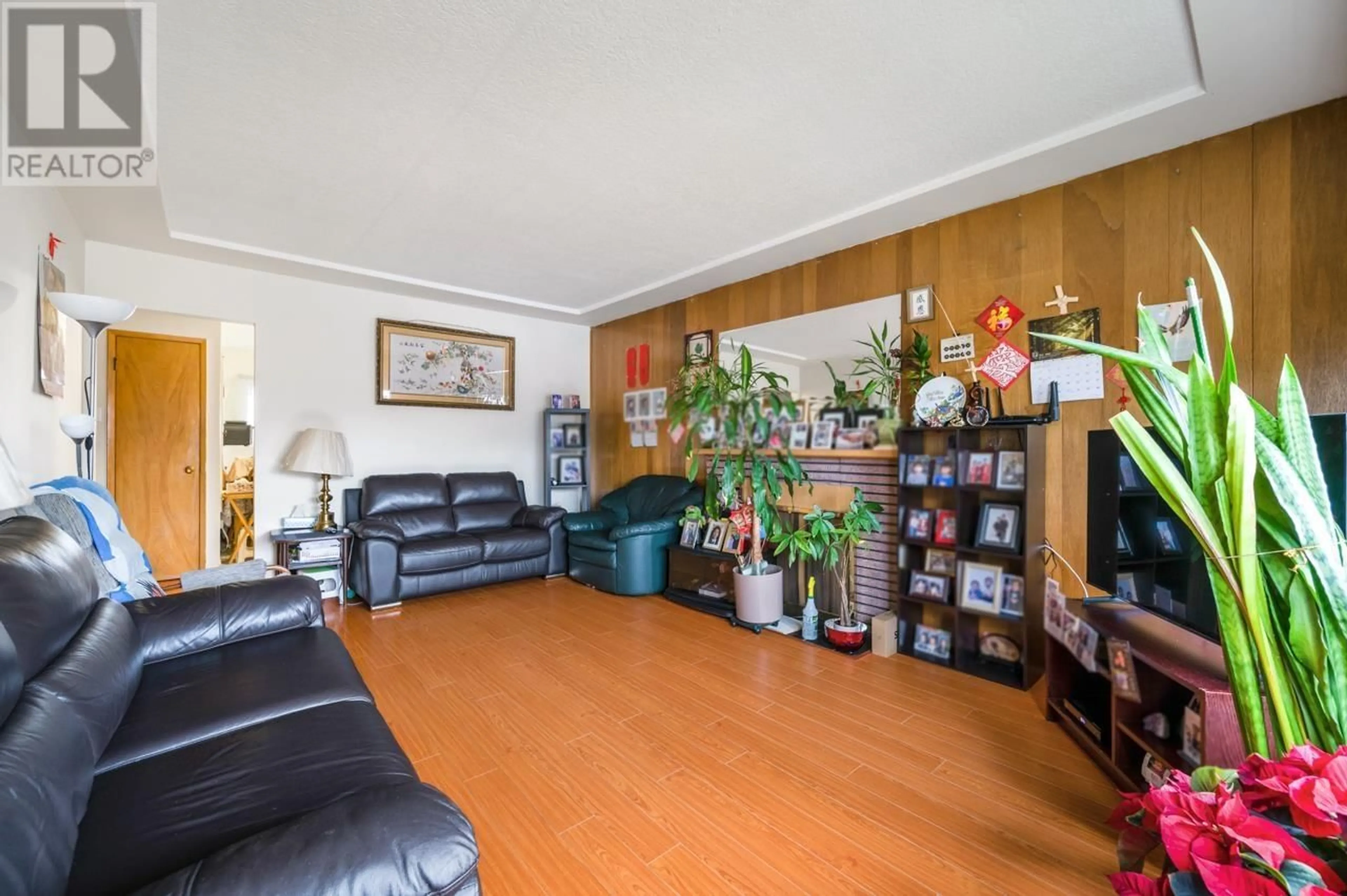 Living room with furniture, unknown for 3428 E 25TH AVENUE, Vancouver British Columbia V5R1K1