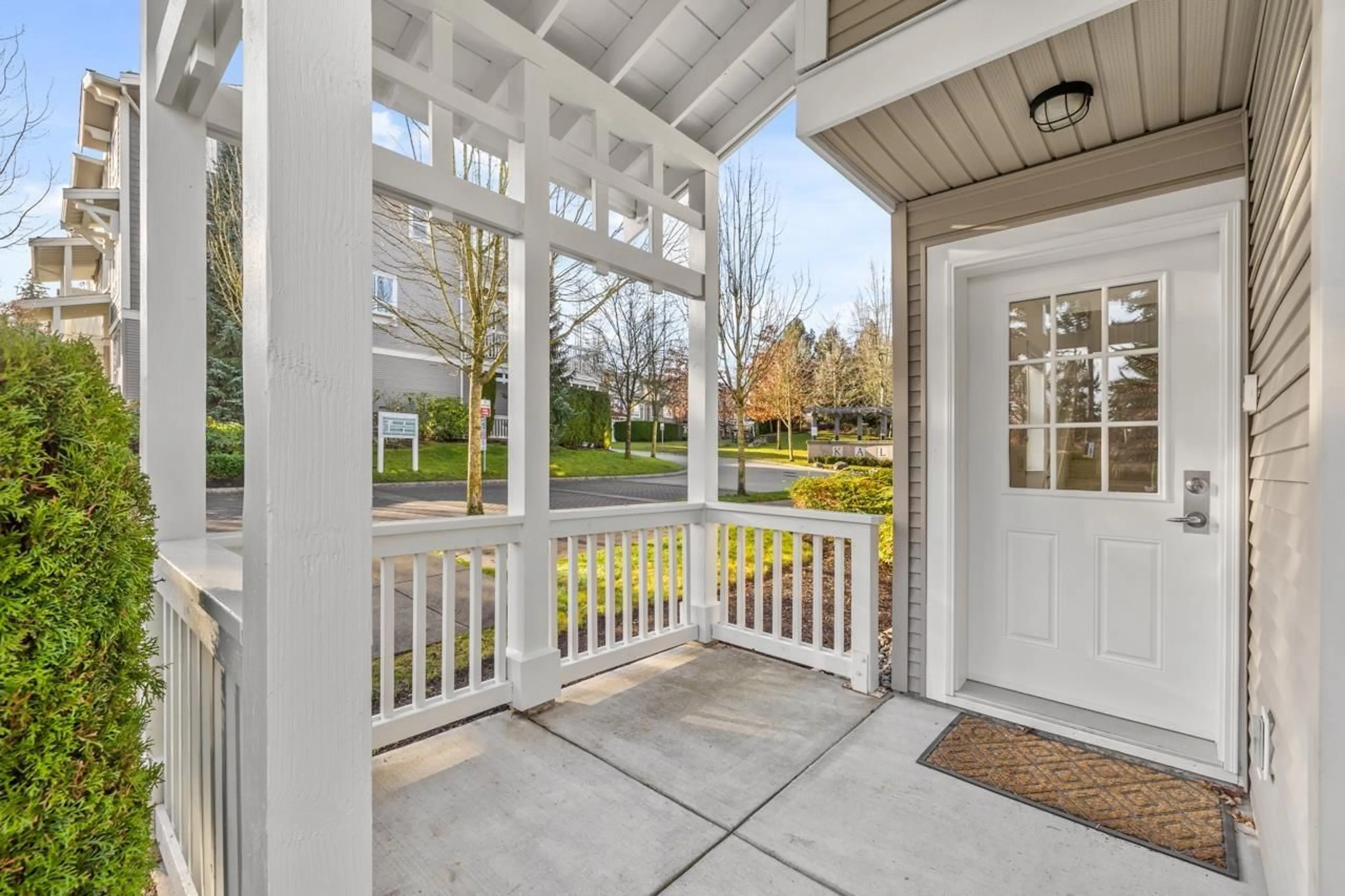 Indoor entryway for 187 2729 158 STREET, Surrey British Columbia V3Z1P4