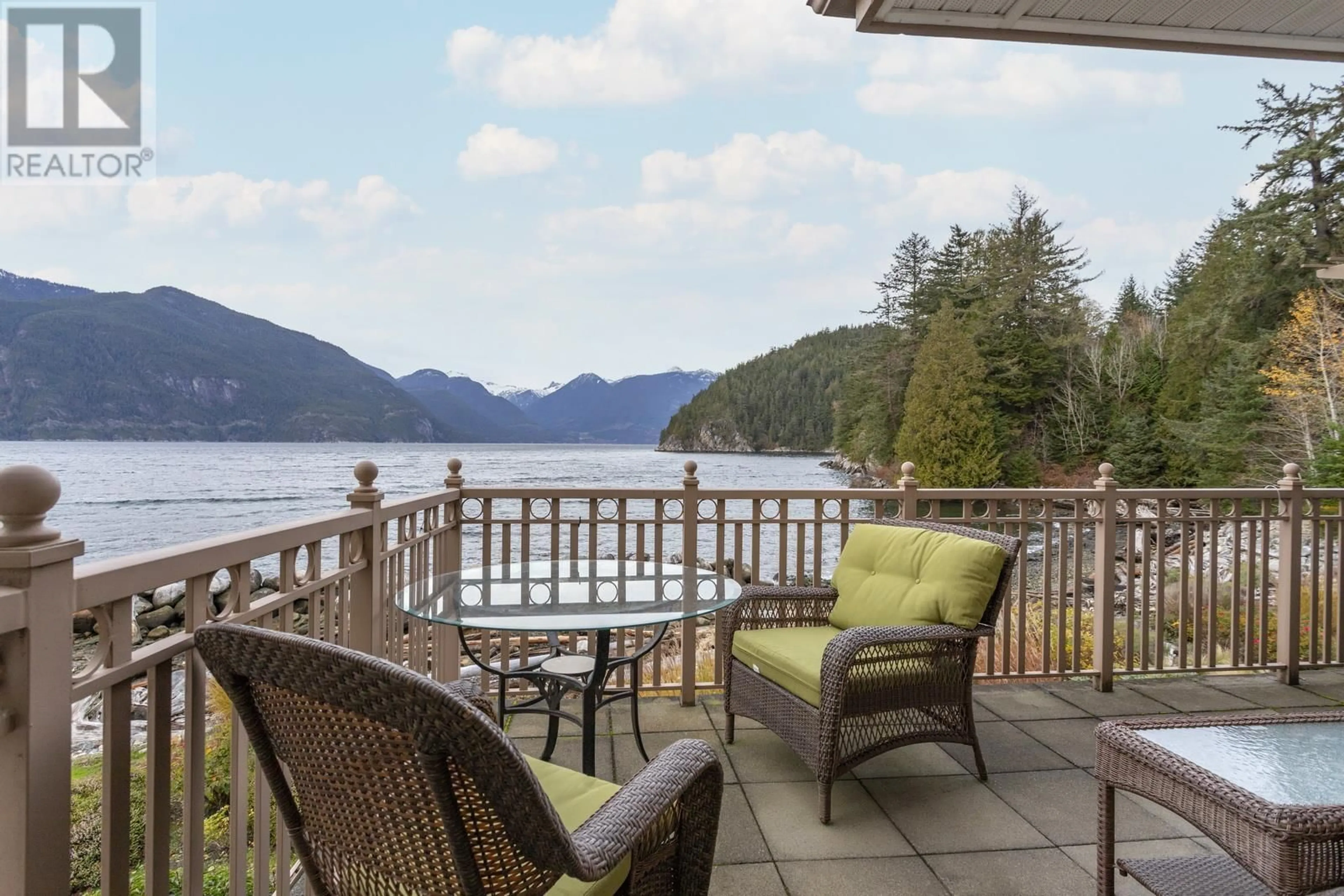 Patio, water/lake/river/ocean view for 7 BEACH DRIVE, Furry Creek British Columbia V8B1A2