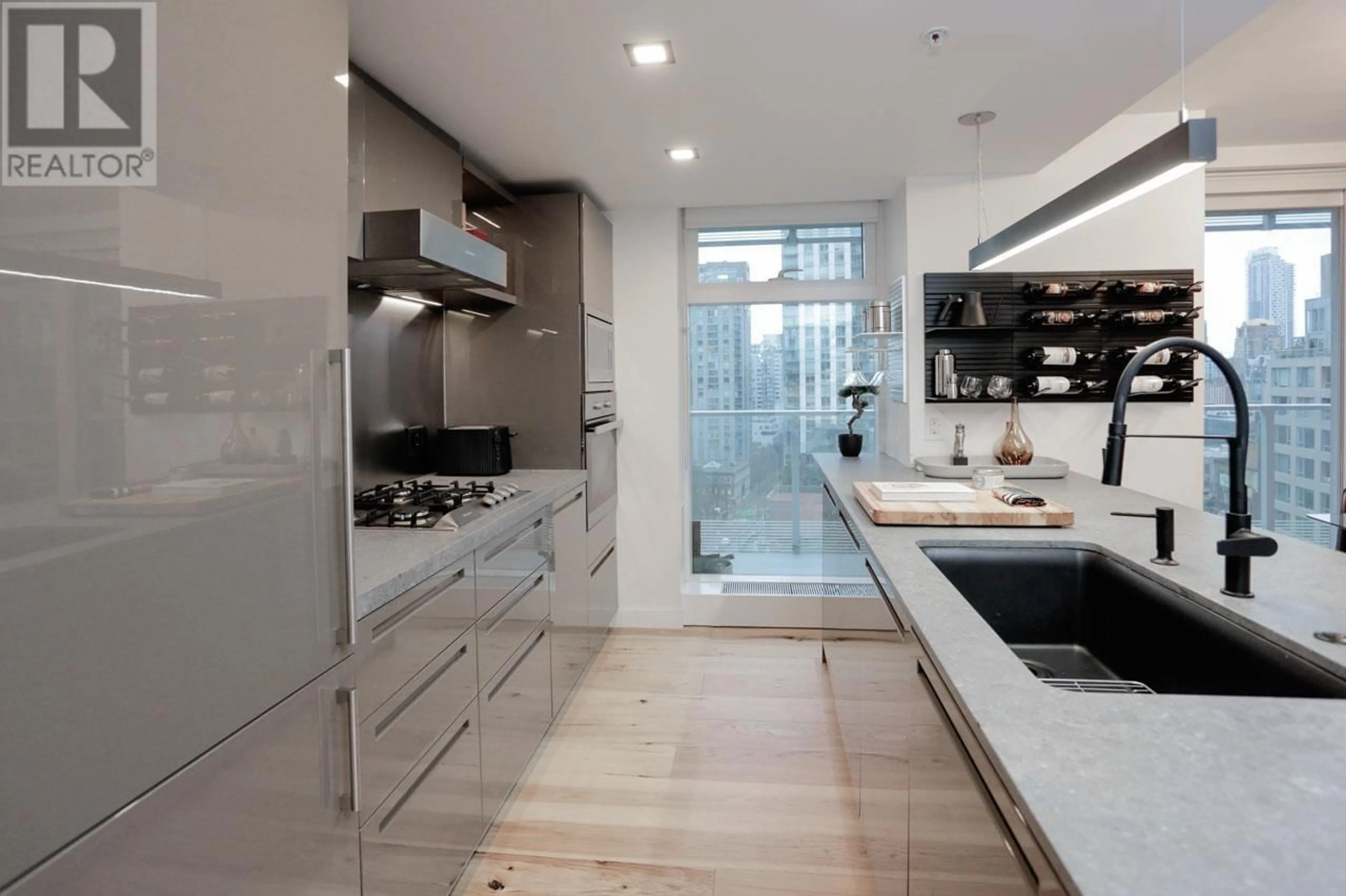 Contemporary kitchen, ceramic/tile floor for 1201 777 RICHARDS STREET, Vancouver British Columbia V6B0M6