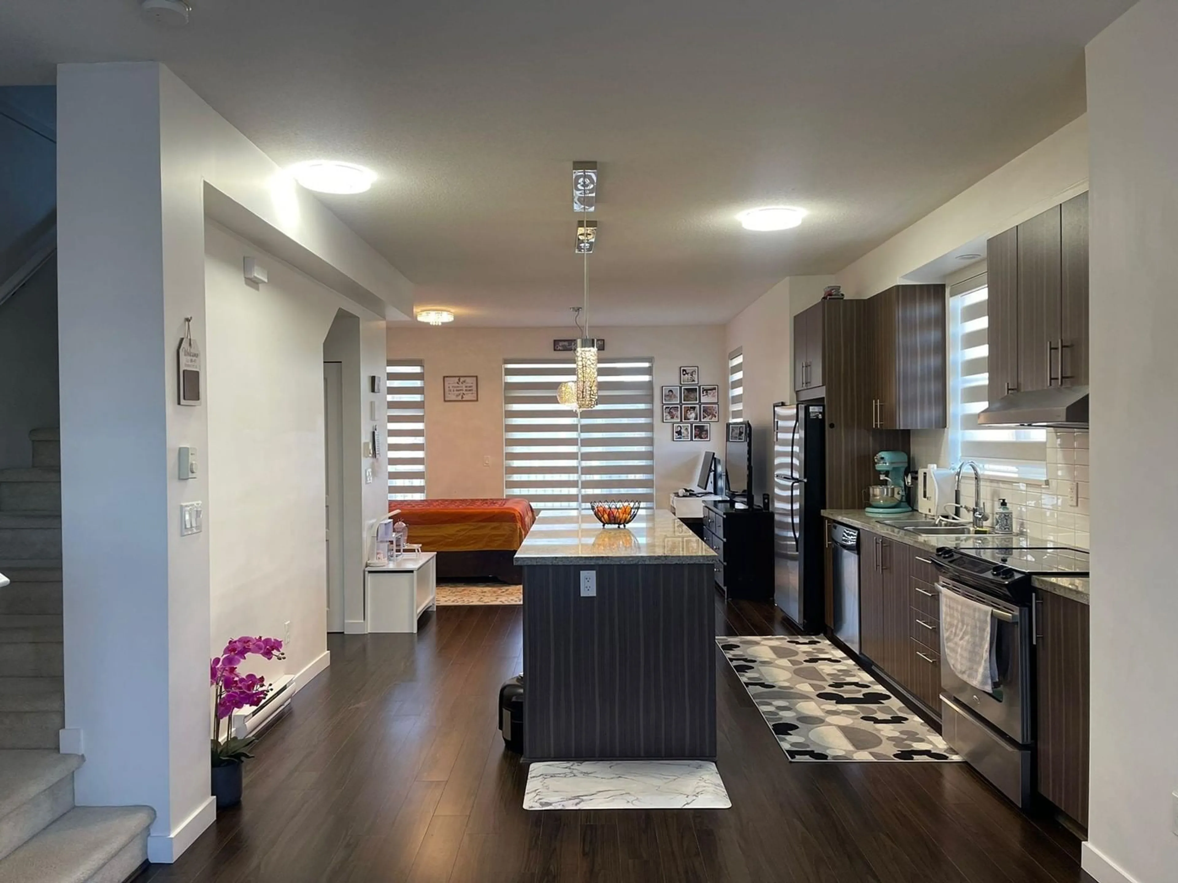 Open concept kitchen, unknown for 52 - 31098 WESTRIDGE, Abbotsford British Columbia V2T0C2