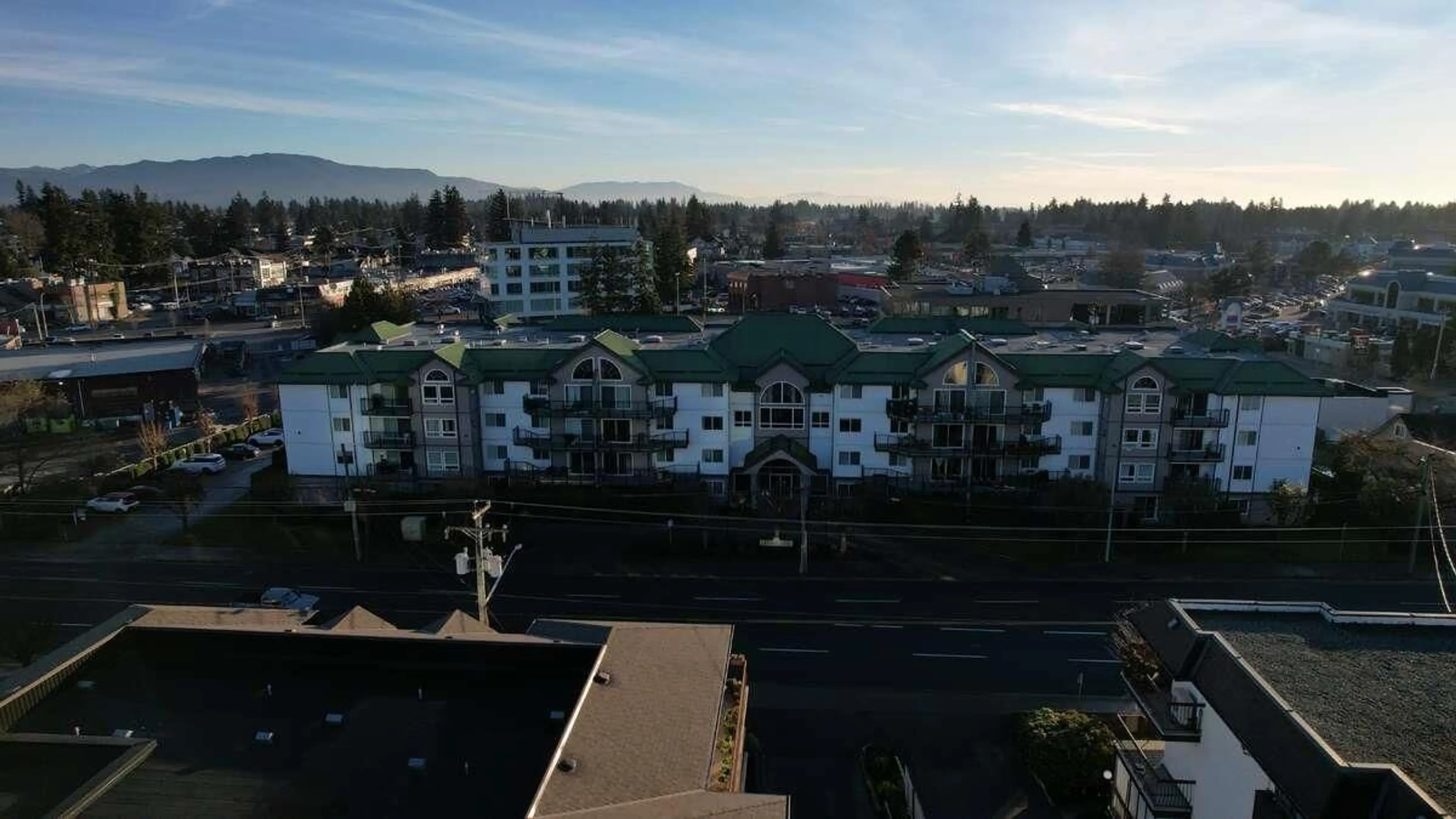 A pic from outside/outdoor area/front of a property/back of a property/a pic from drone, city buildings view from balcony for 209 32044 OLD YALE ROAD, Abbotsford British Columbia V2T2C9