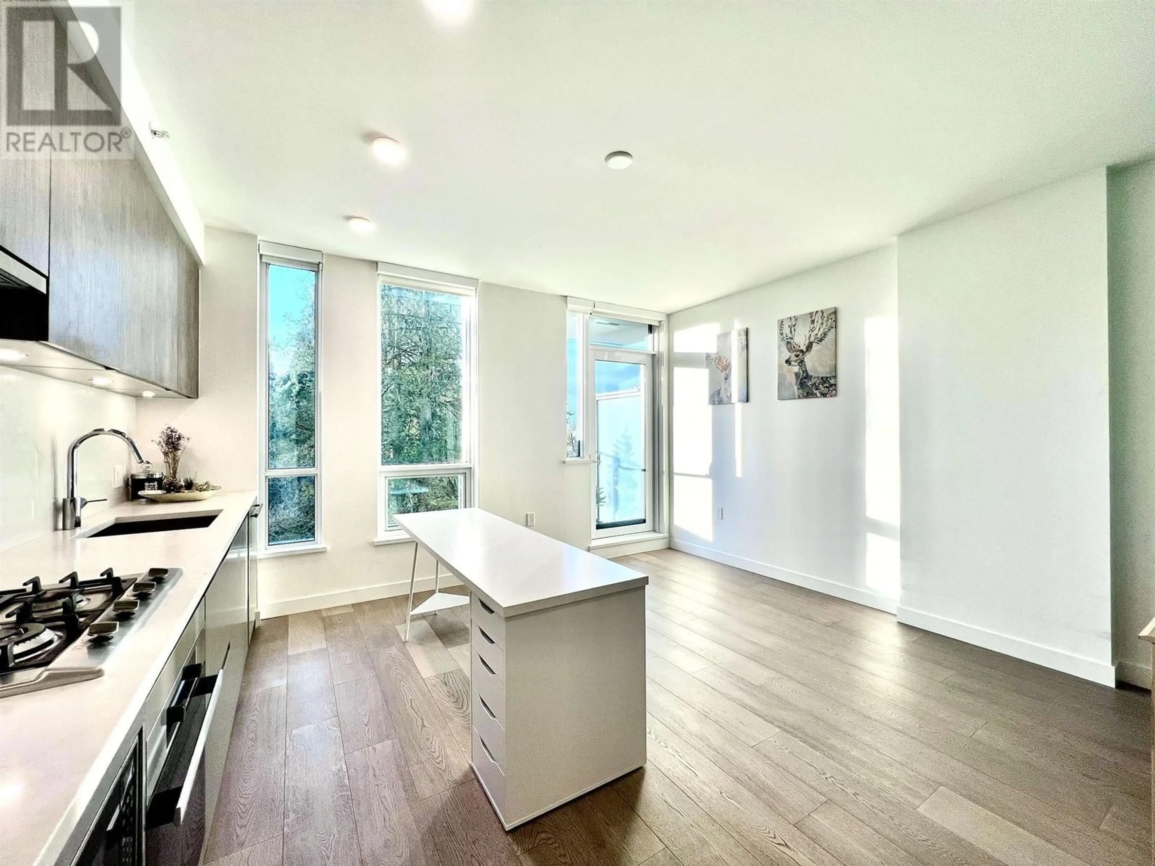 Open concept kitchen, unknown for 312 4240 CAMBIE STREET, Vancouver British Columbia V5Z0K6