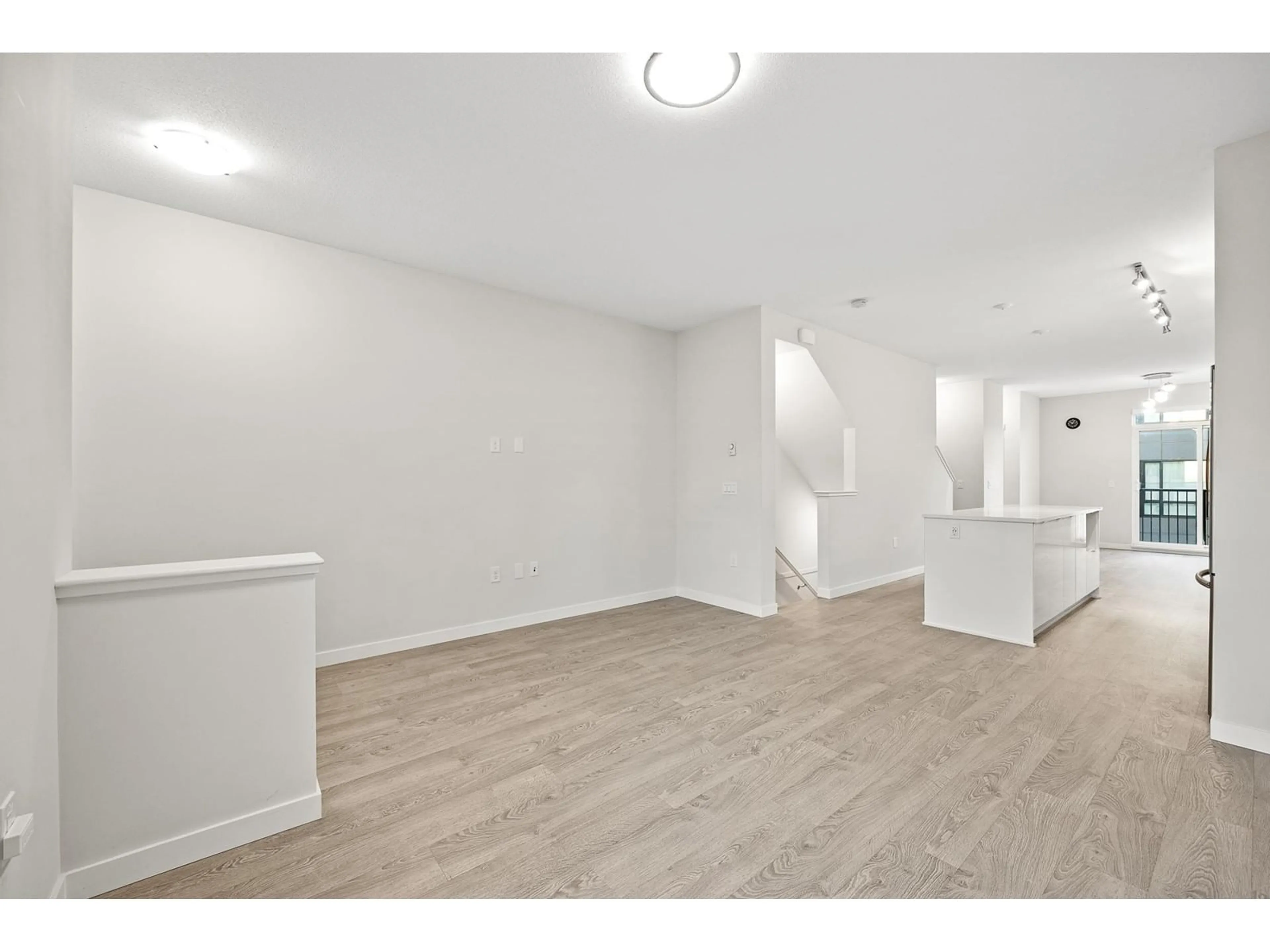 A pic of a room for 158 15111 EDMUND DRIVE, Surrey British Columbia V3S0A5