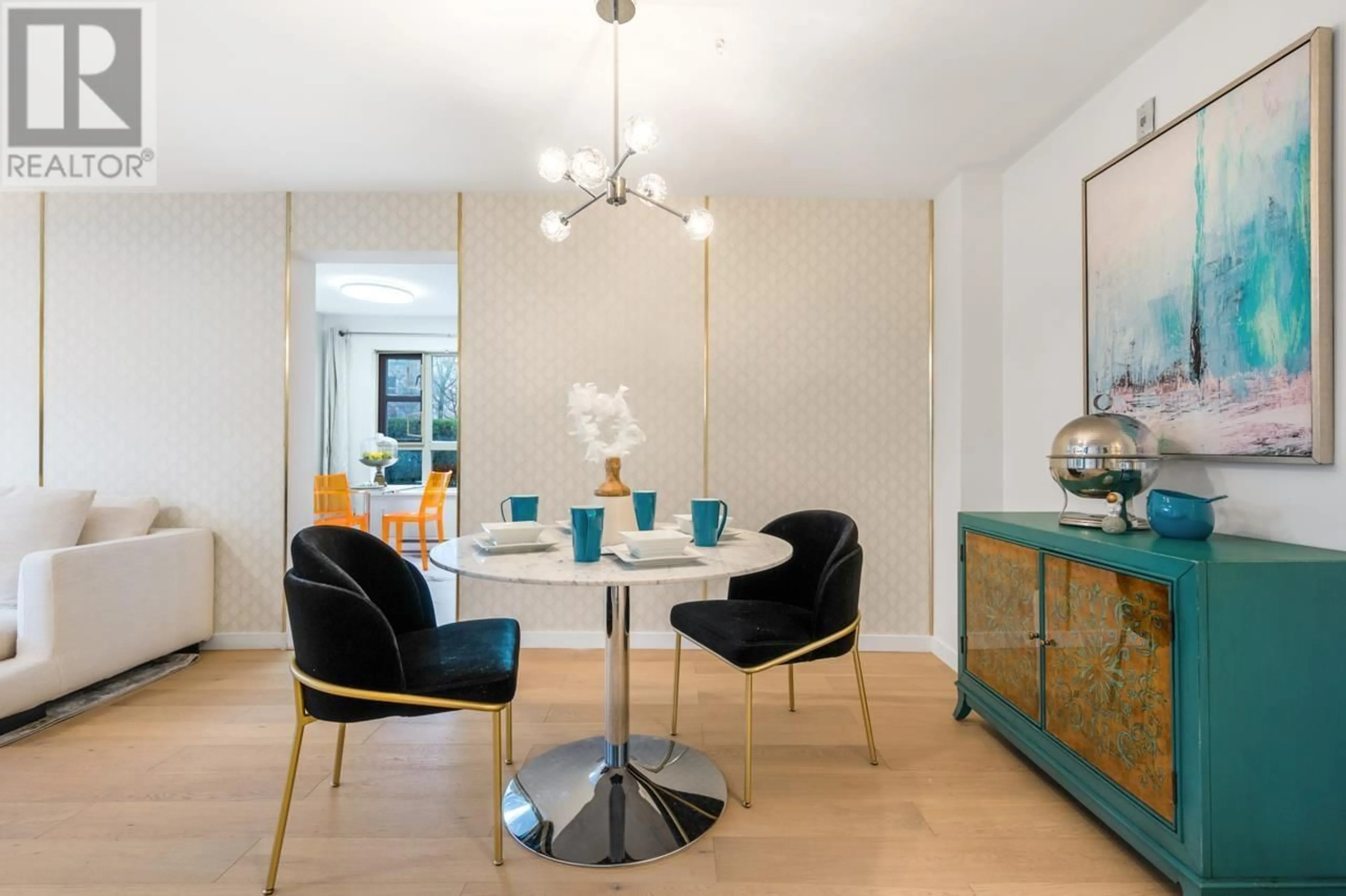 Dining room, wood/laminate floor for 5114 5111 GARDEN CITY ROAD, Richmond British Columbia V6X4H4