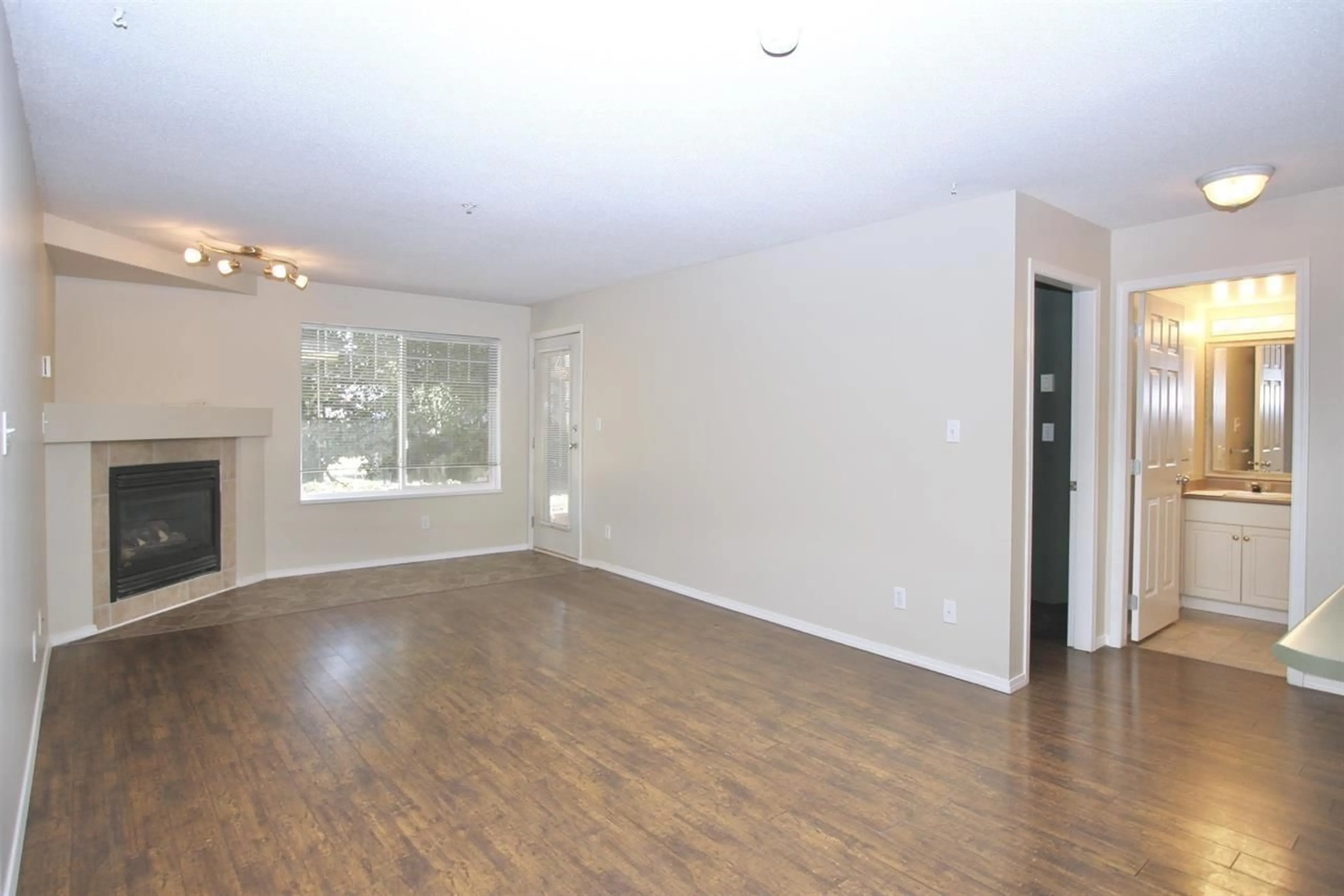 A pic of a room for 105 2350 WESTERLY STREET, Abbotsford British Columbia V2T6T7