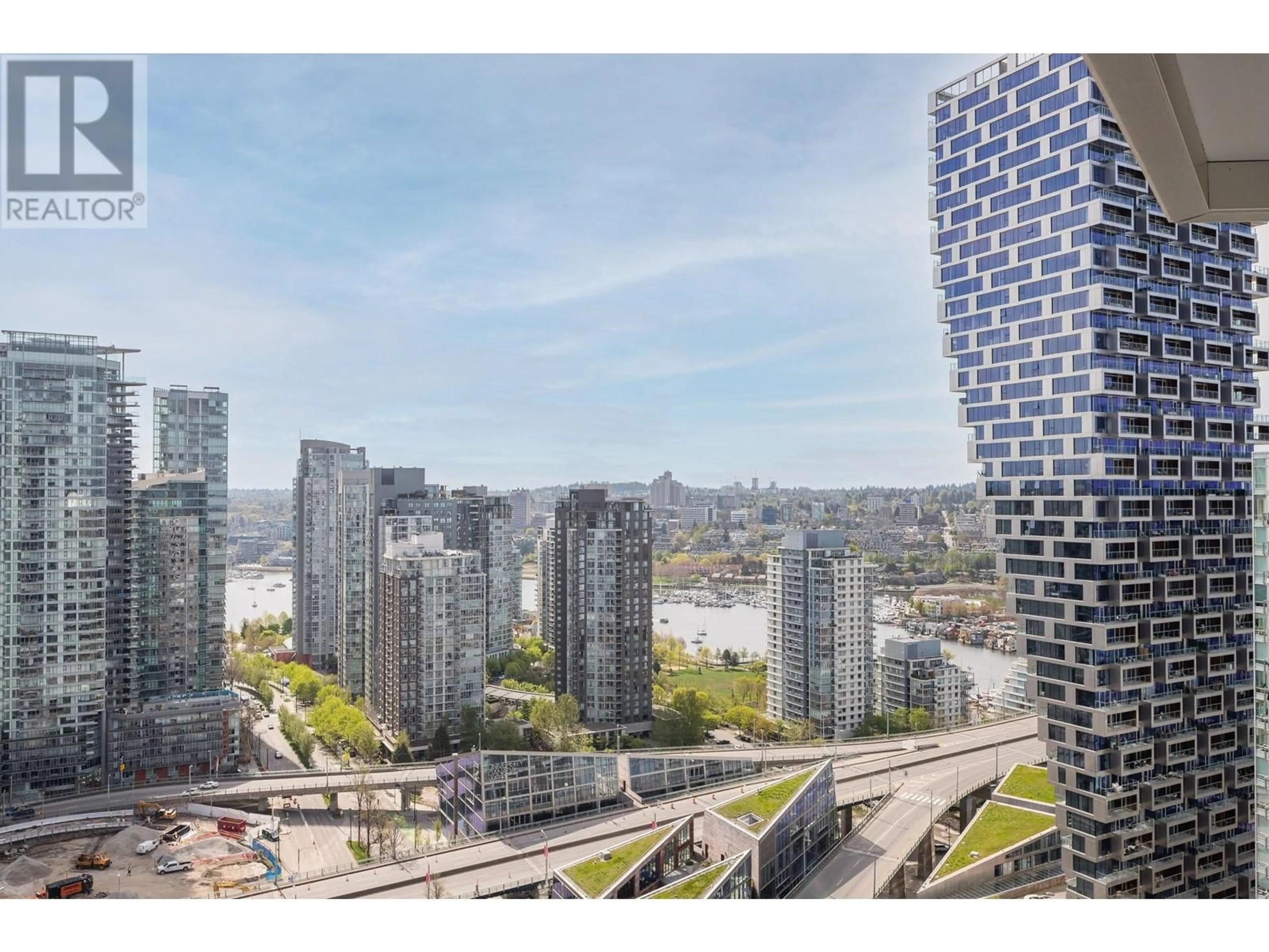 A pic from outside/outdoor area/front of a property/back of a property/a pic from drone, city buildings view from balcony for 2706 889 PACIFIC STREET, Vancouver British Columbia V6Z1C3