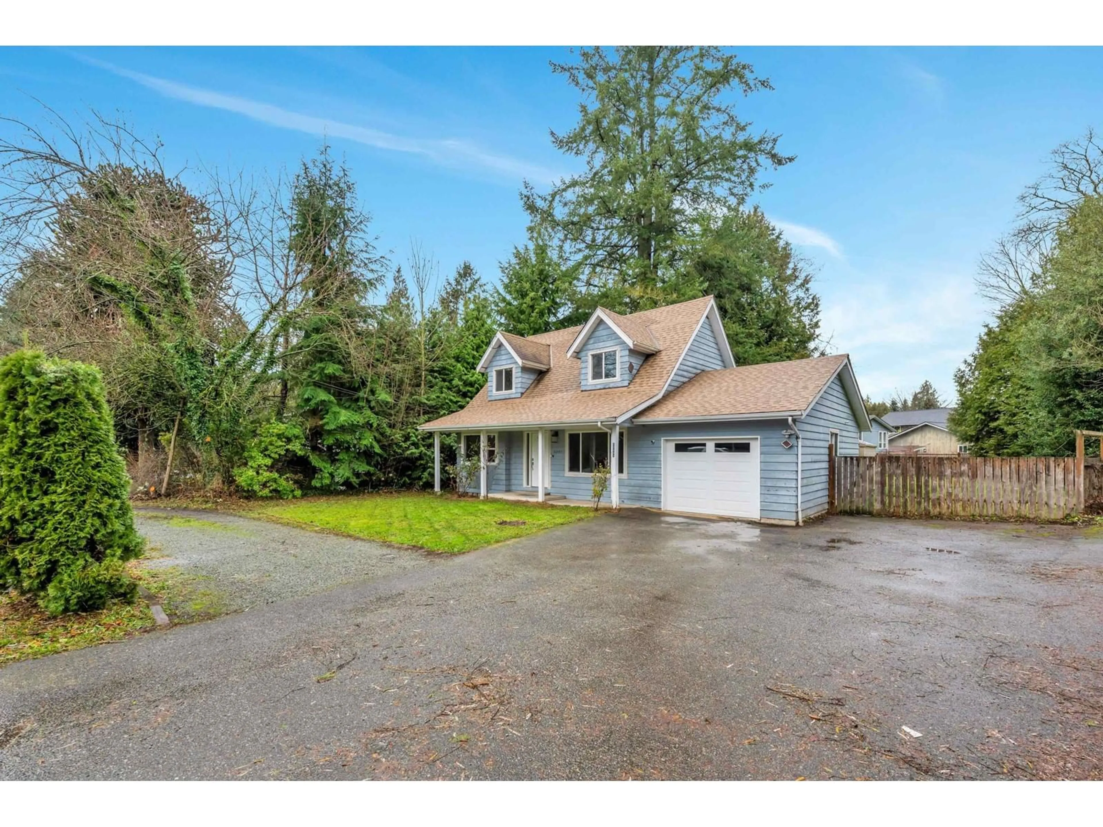 A pic from outside/outdoor area/front of a property/back of a property/a pic from drone, street for 22987 88 AVENUE, Langley British Columbia V1M2S4