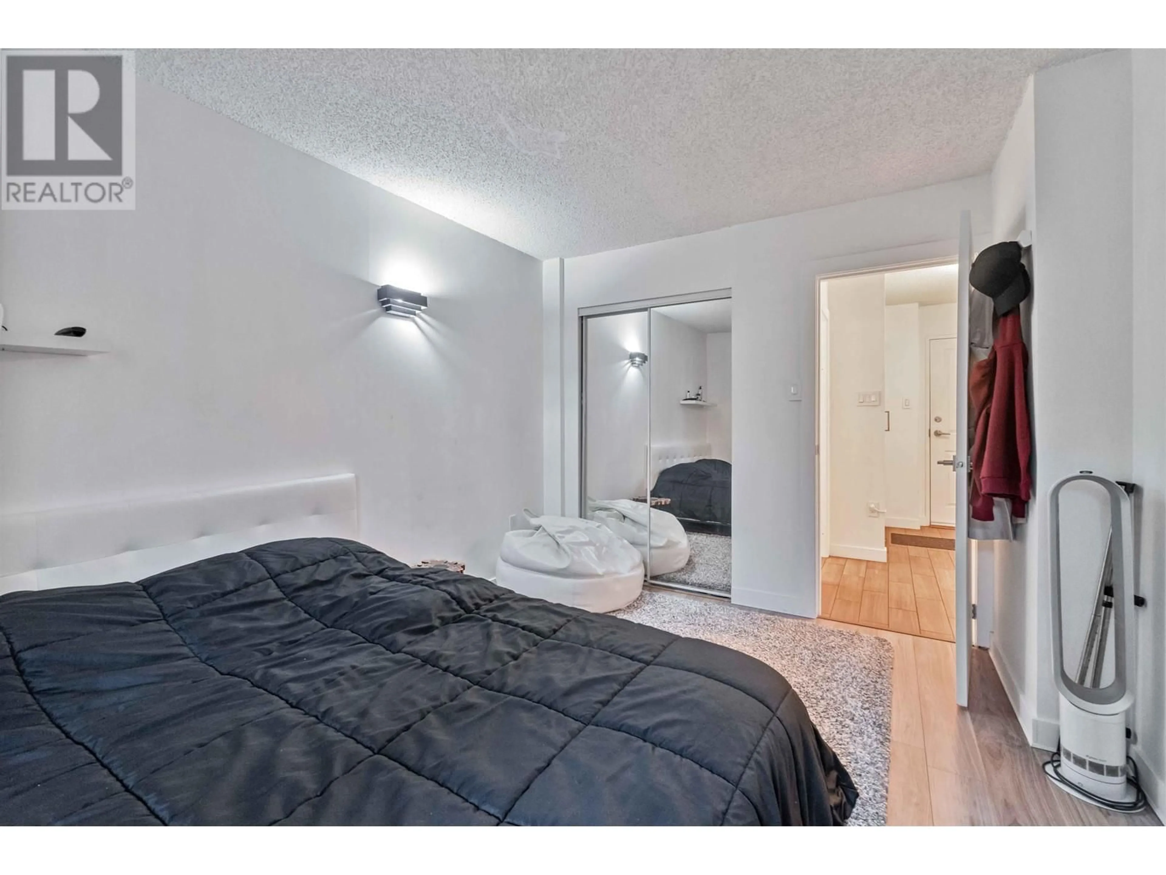 A pic of a room for 506 2004 FULLERTON AVENUE, North Vancouver British Columbia V7P3G8