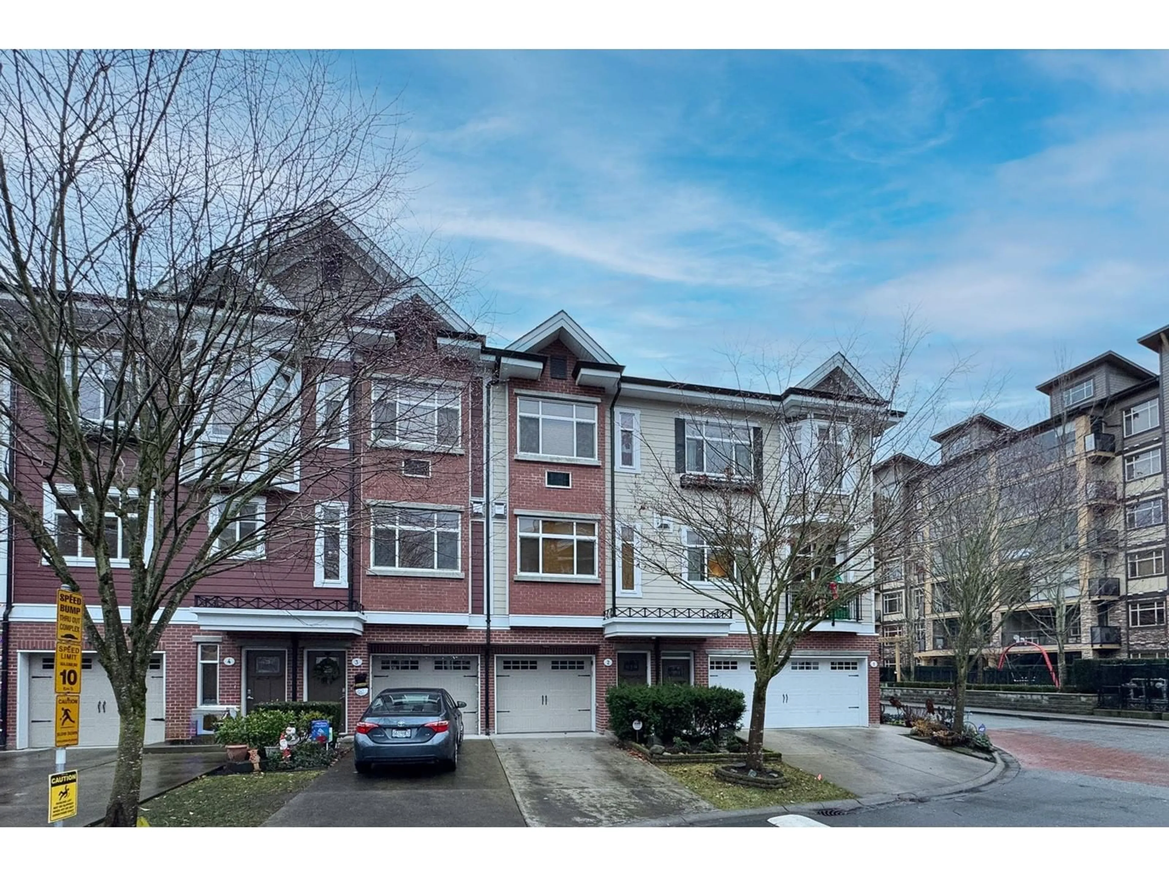 Unknown for 2 8068 207 STREET, Langley British Columbia V2Y0M9